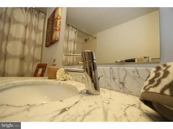 WASHINGTON SQ - Residential
