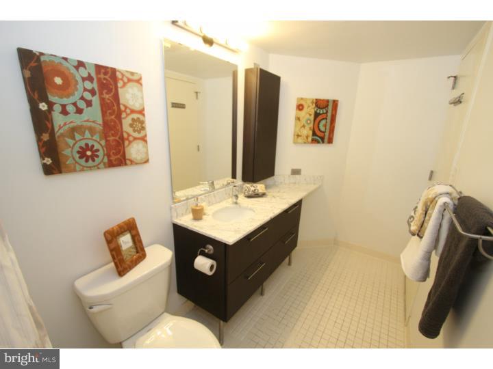 WASHINGTON SQ - Residential