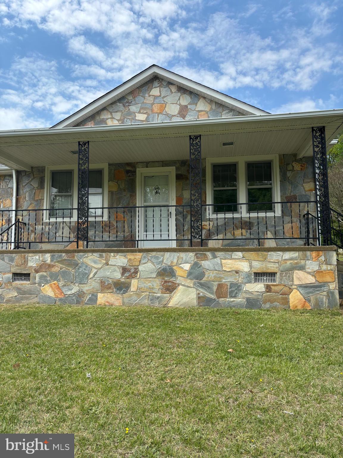 SPOTSYLVANIA COUNTY - Residential Lease