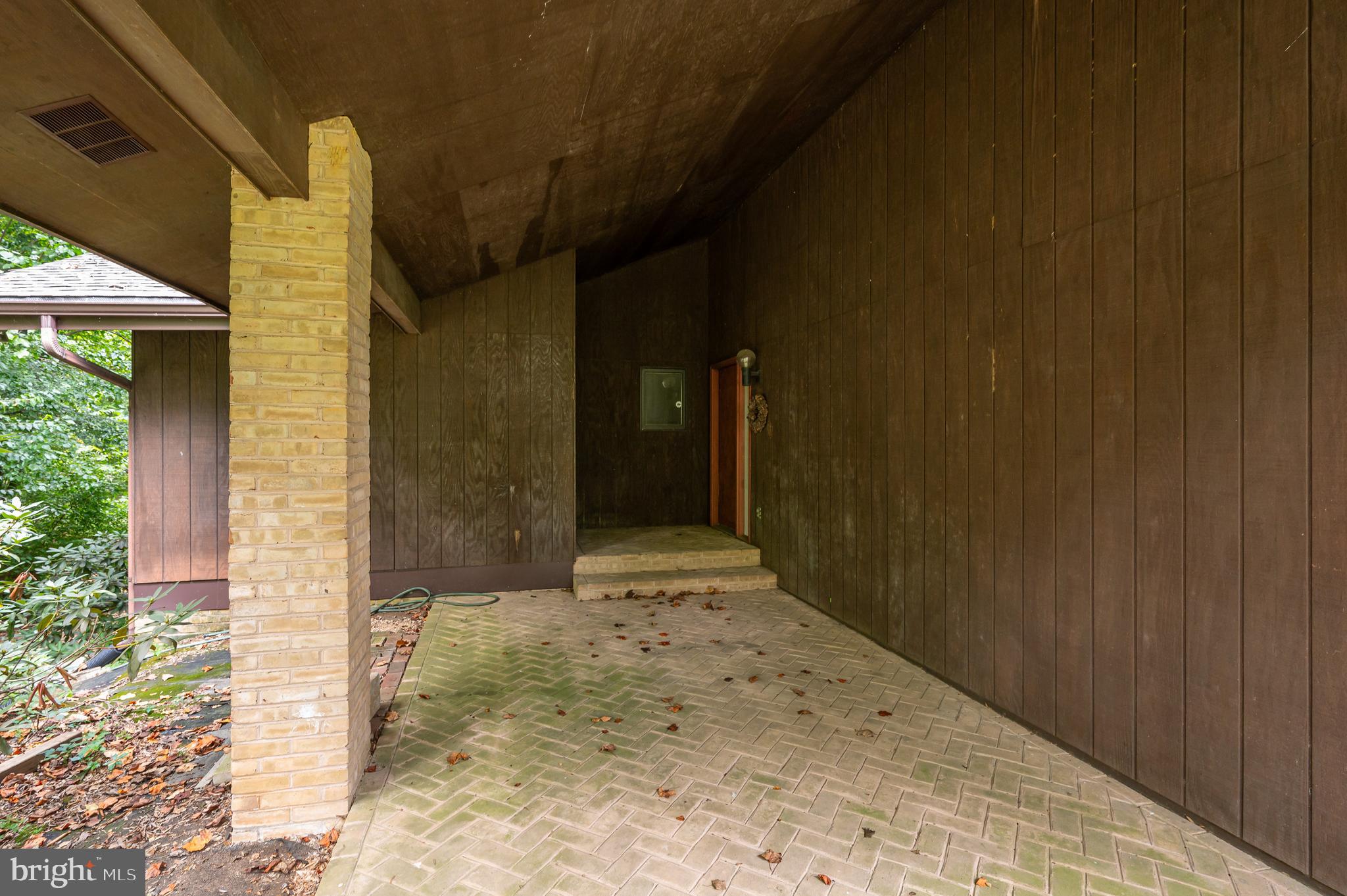 WELLTOWN MANOR - Residential