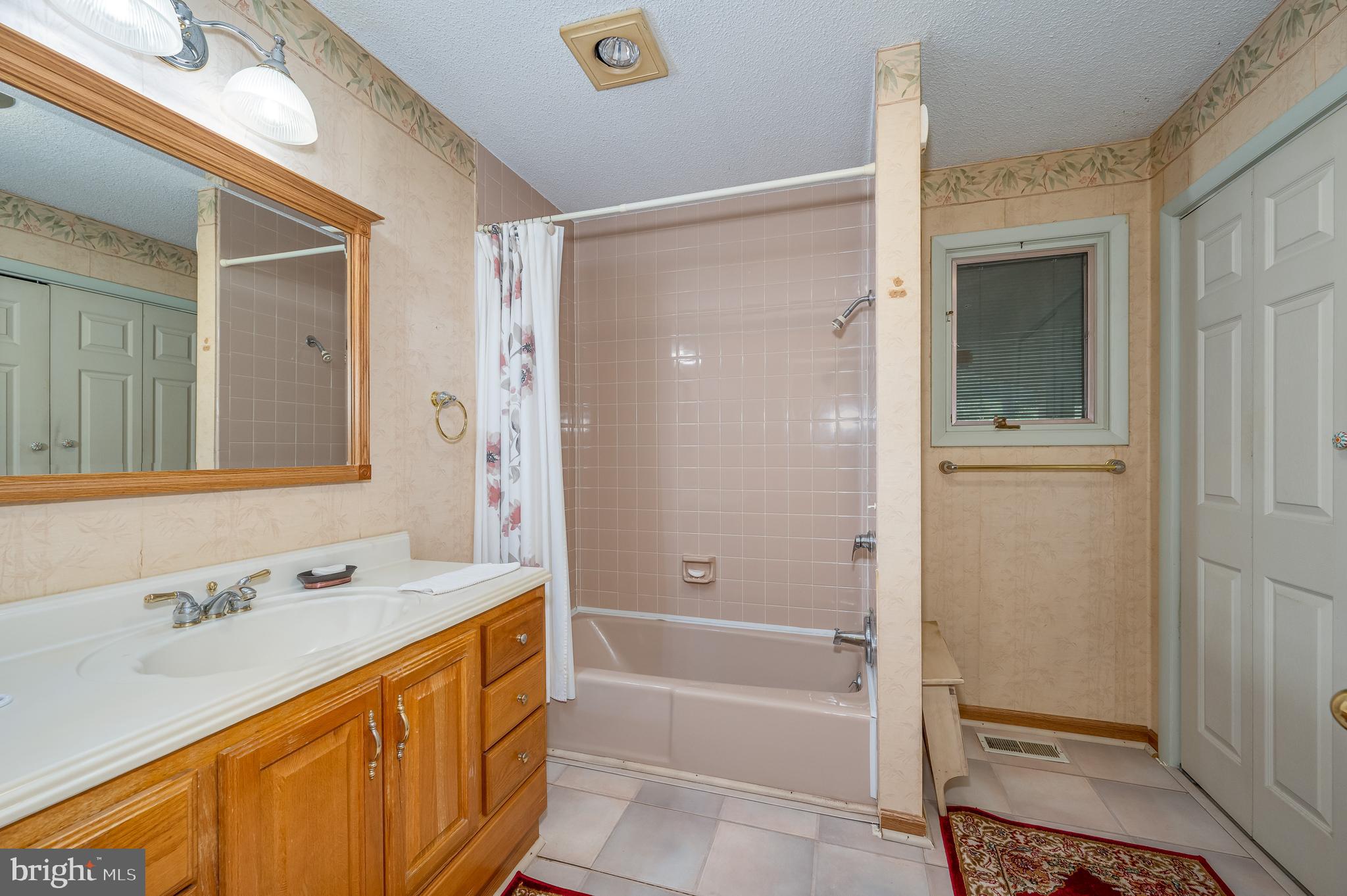 WELLTOWN MANOR - Residential