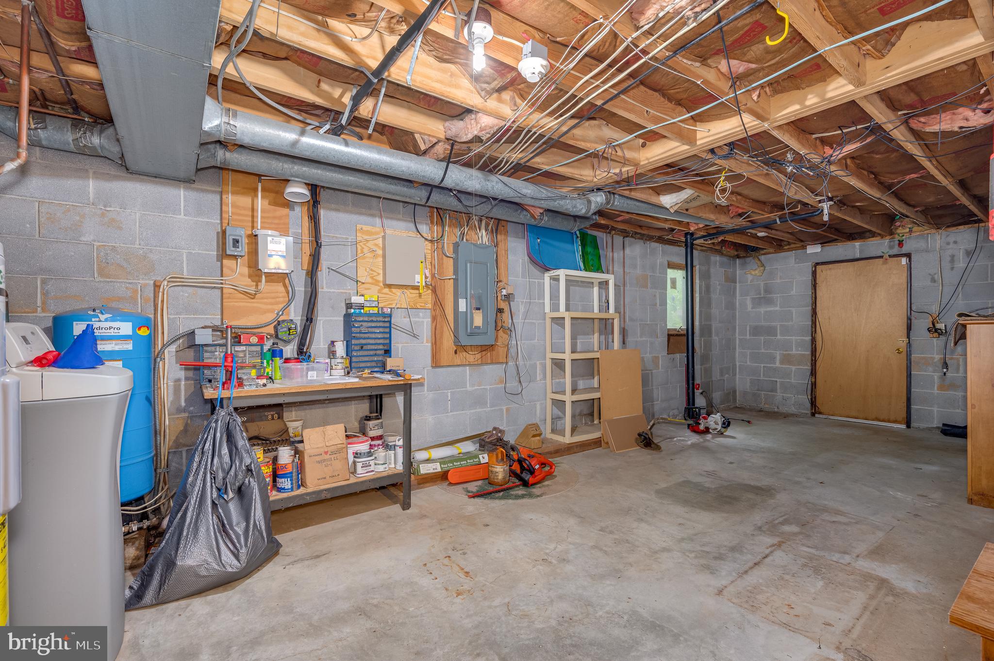 WELLTOWN MANOR - Residential