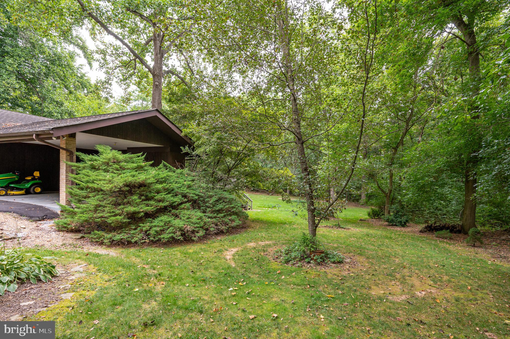 WELLTOWN MANOR - Residential