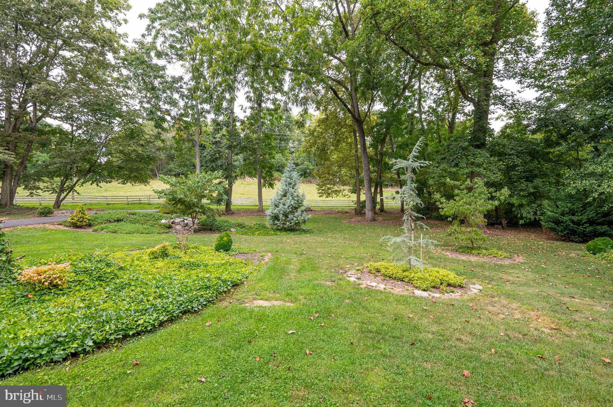 WELLTOWN MANOR - Residential