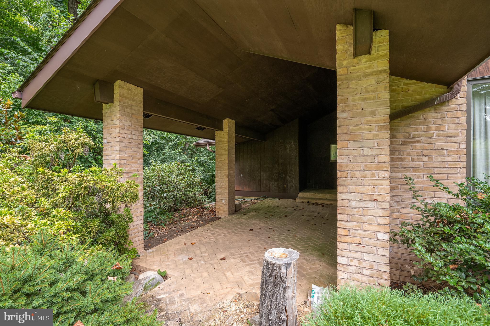 WELLTOWN MANOR - Residential