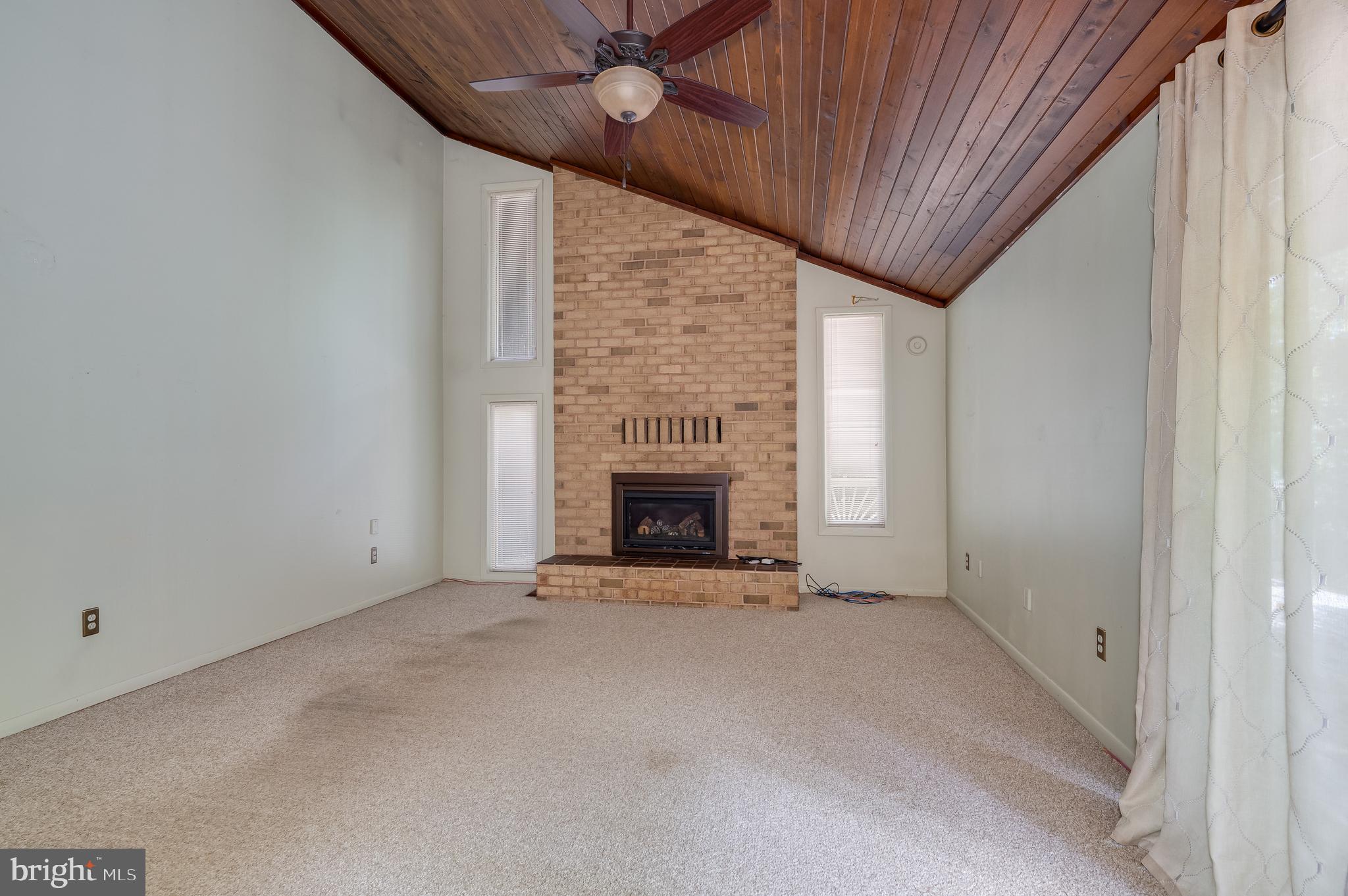 WELLTOWN MANOR - Residential