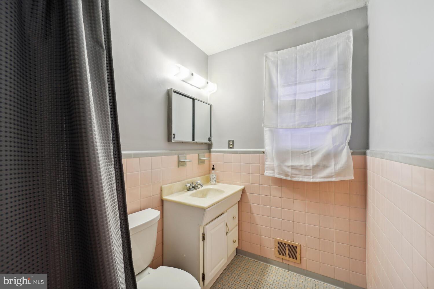 HILLCREST HEIGHTS - Residential