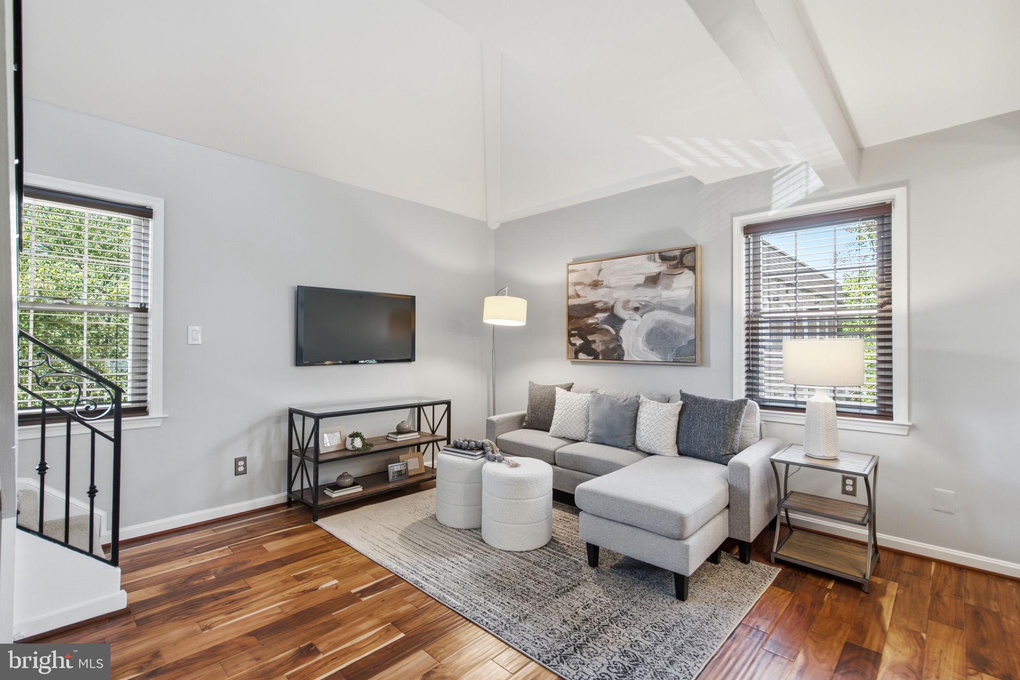 511 BASHFORD LANE 5