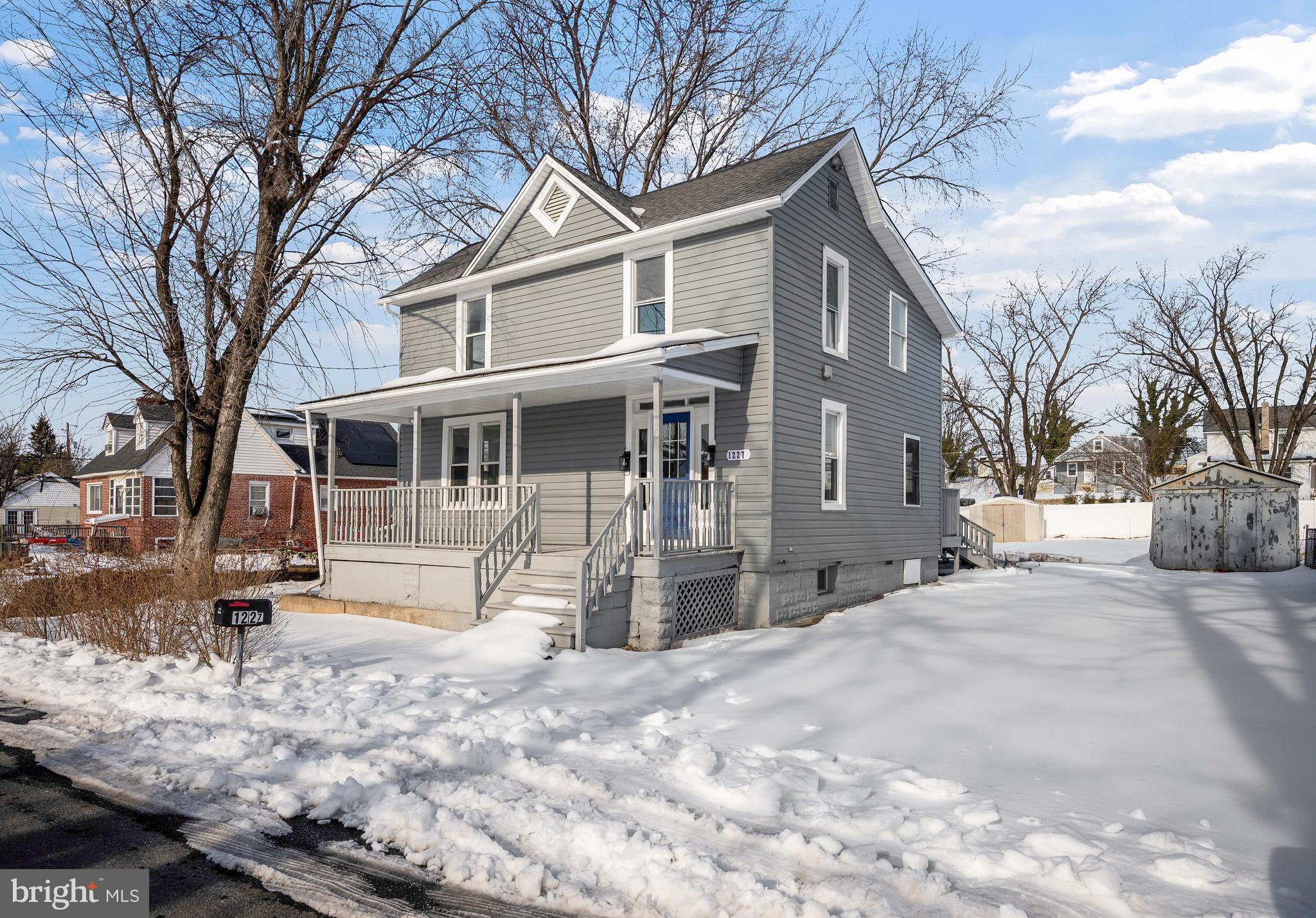 MARYLAND MANOR - Residential