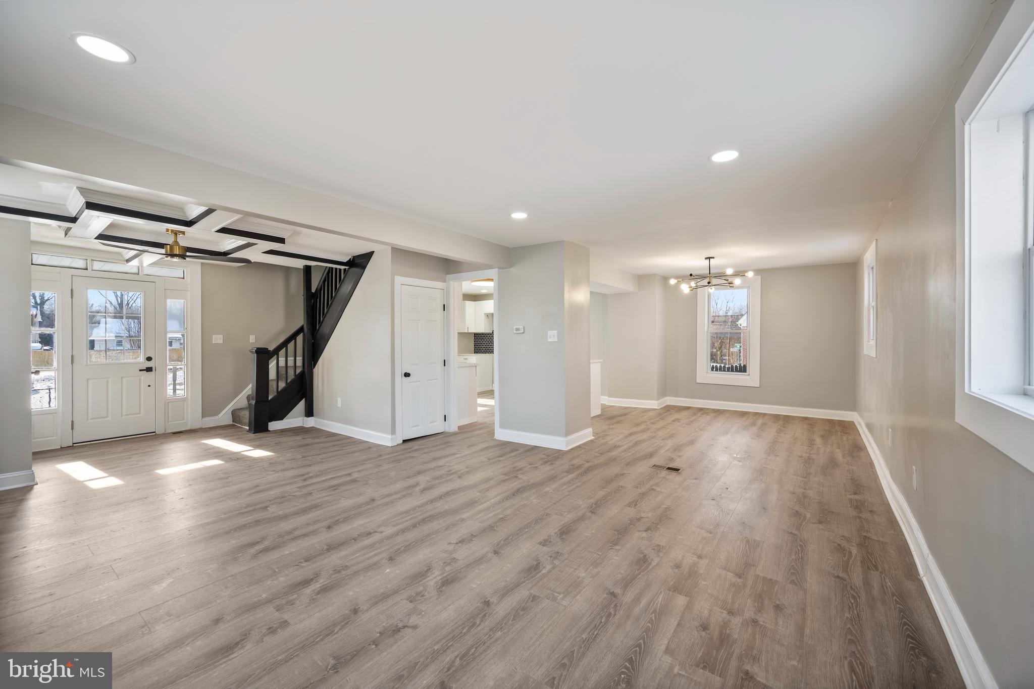 MARYLAND MANOR - Residential