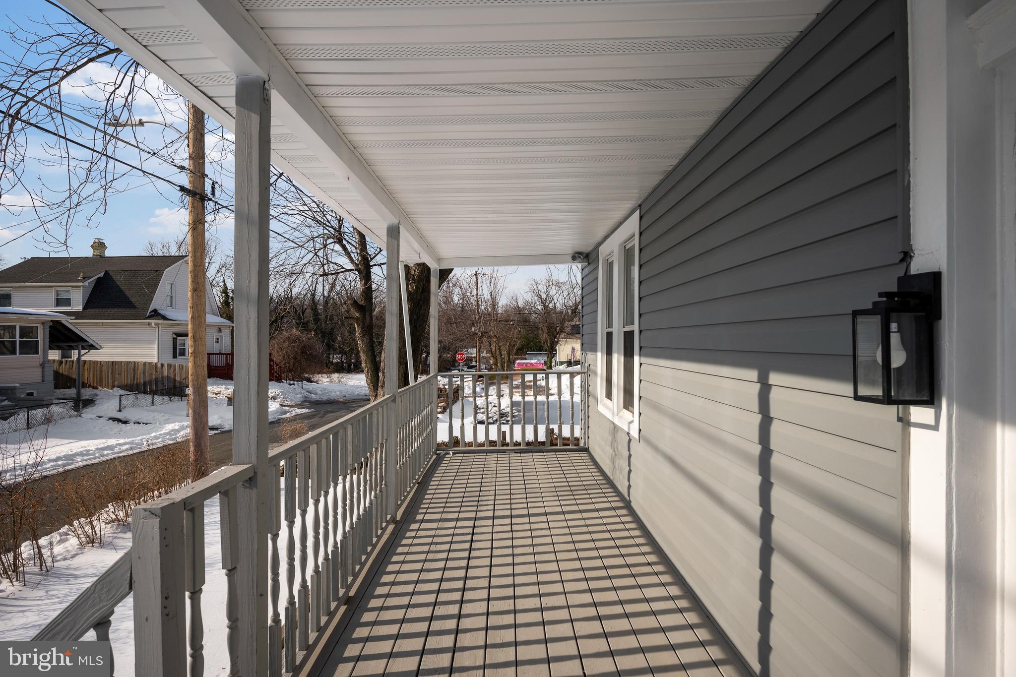 MARYLAND MANOR - Residential