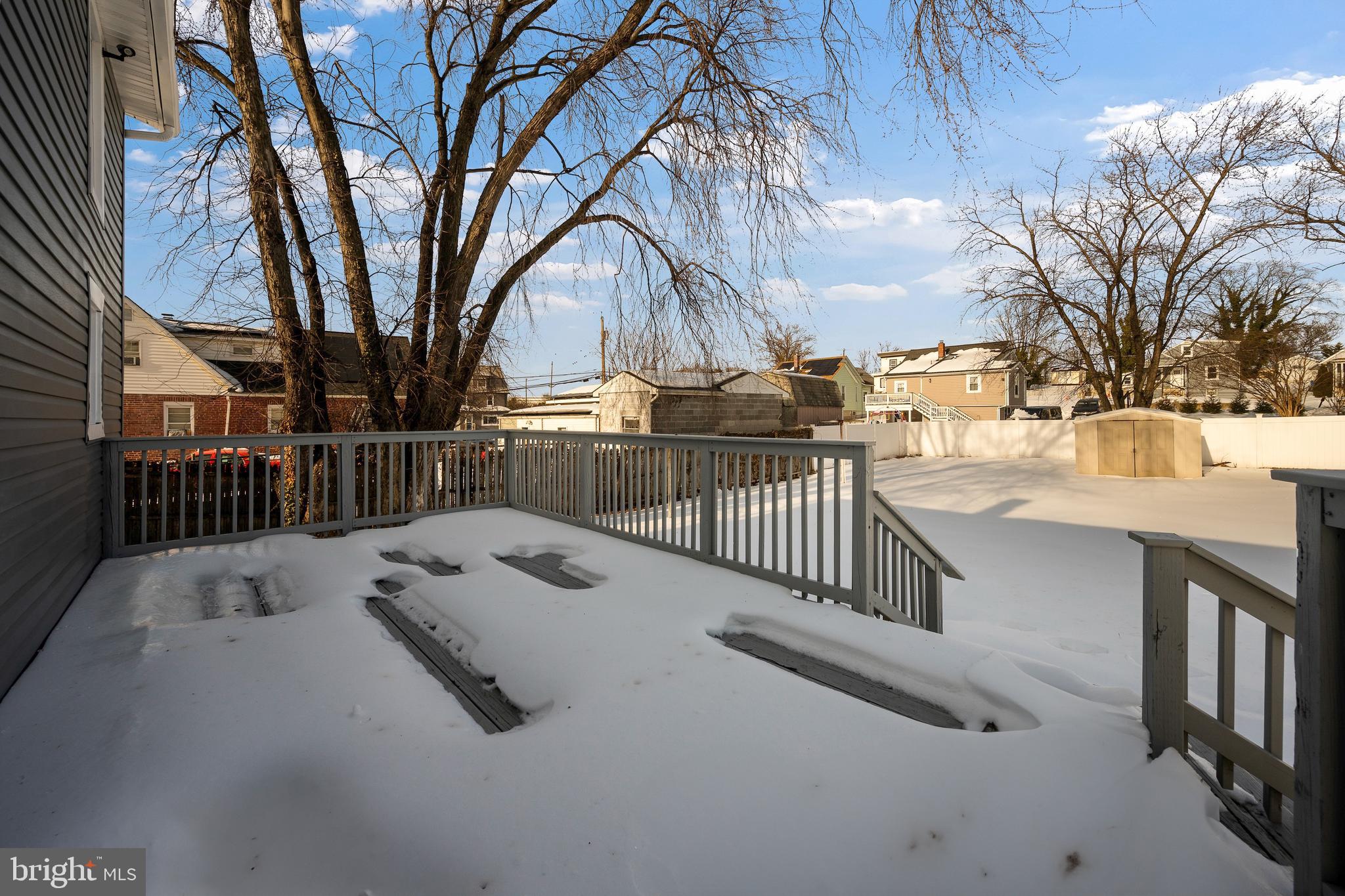 MARYLAND MANOR - Residential