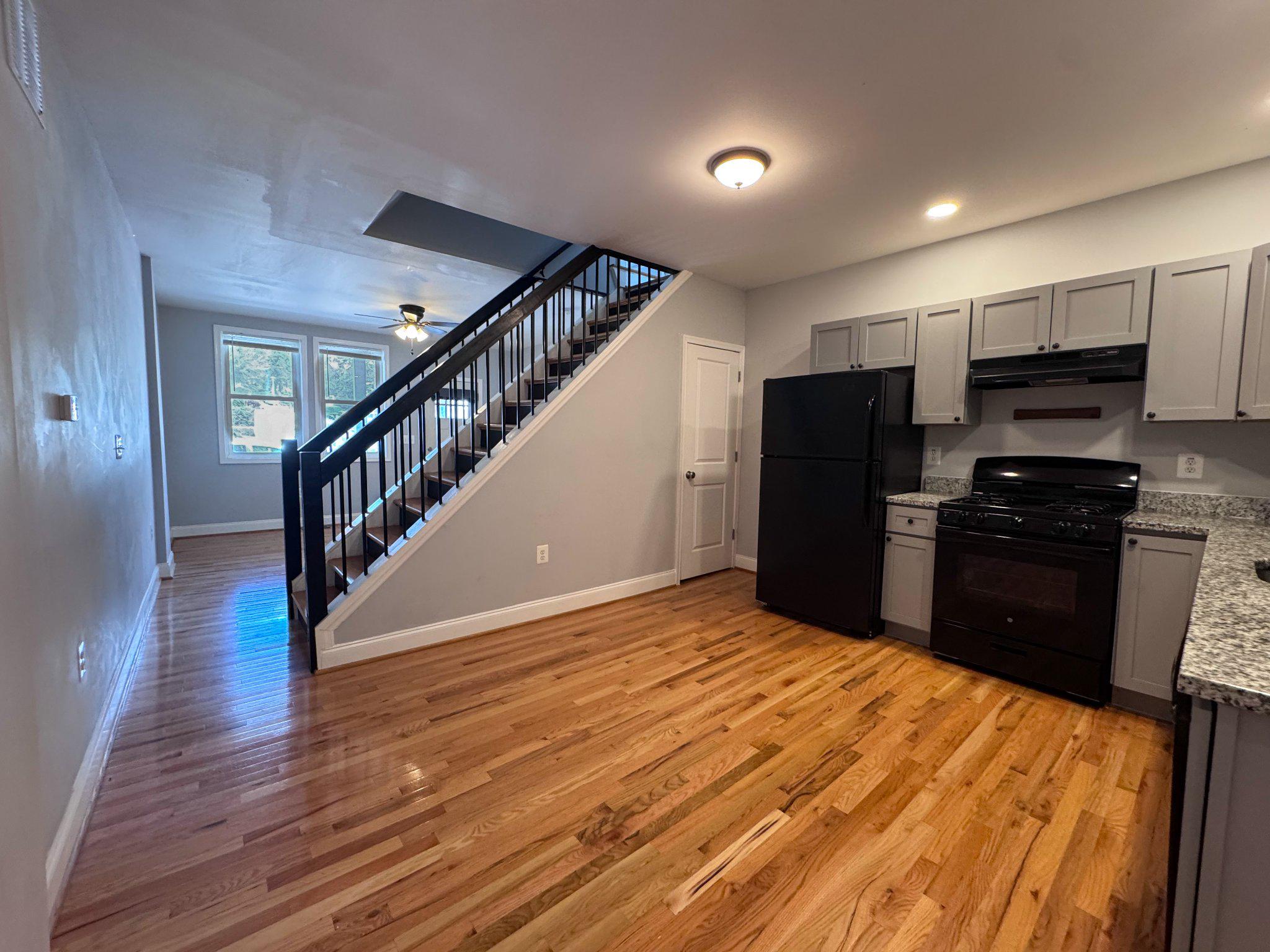 WYMAN PARK HAMPDEN - Residential