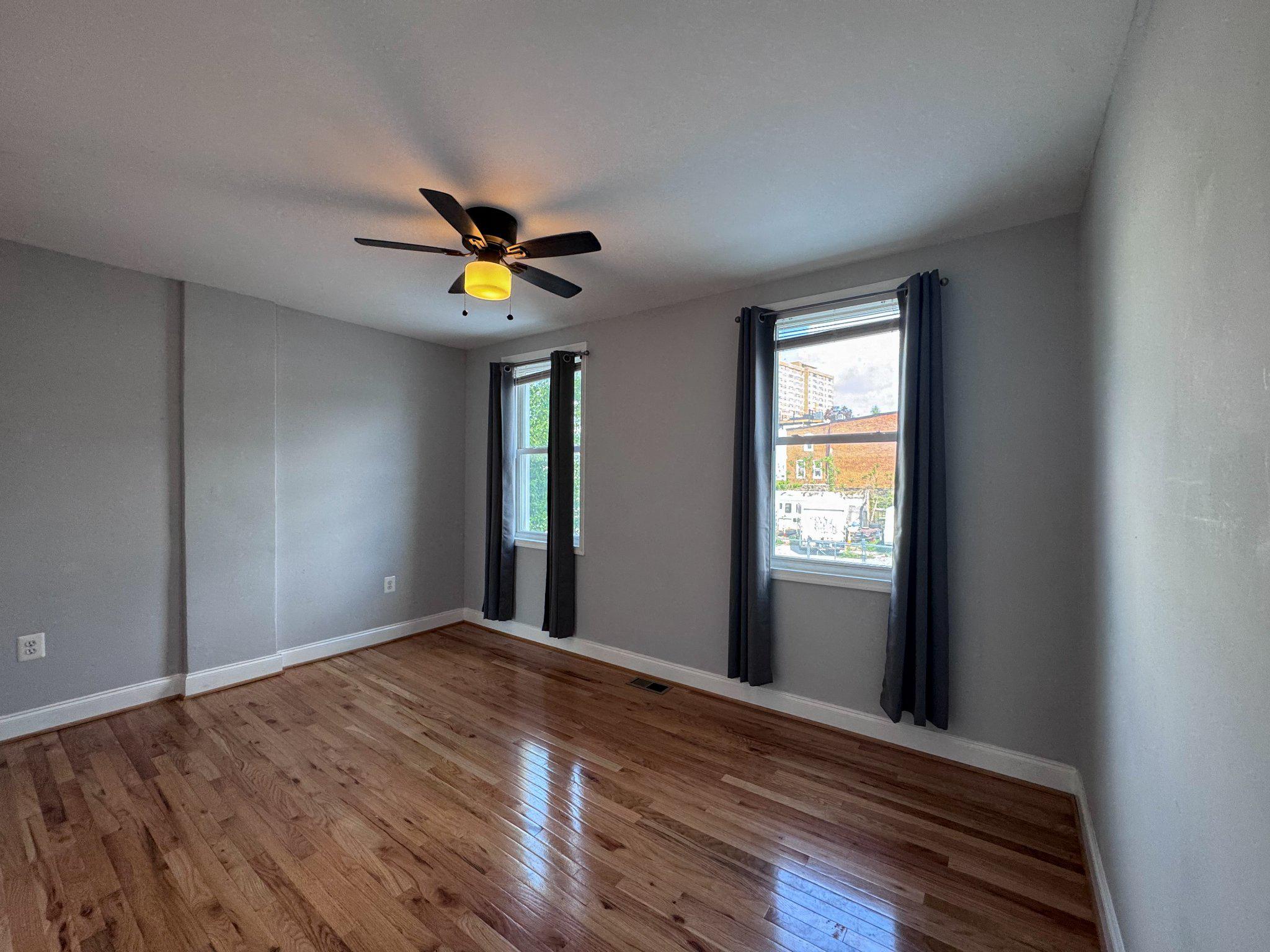 WYMAN PARK HAMPDEN - Residential