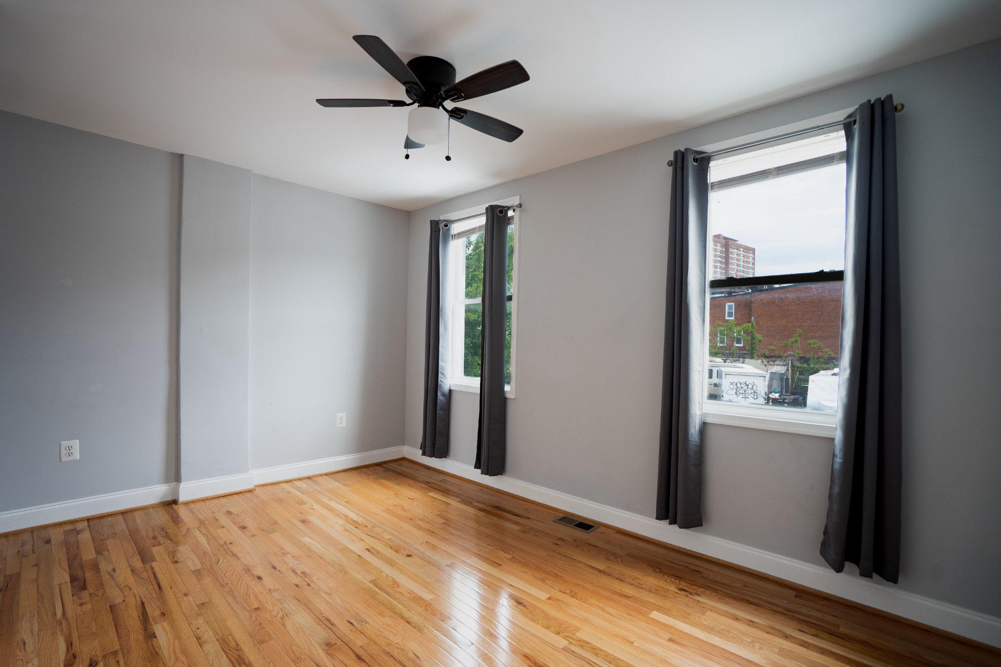 WYMAN PARK HAMPDEN - Residential