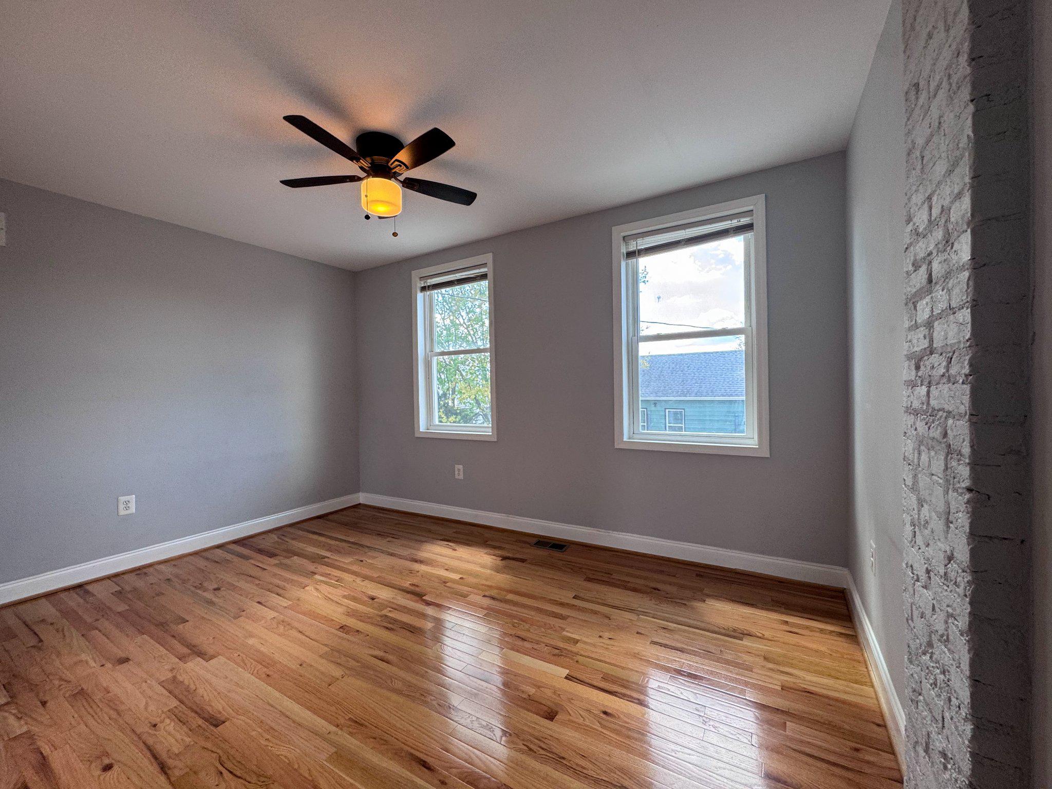 WYMAN PARK HAMPDEN - Residential