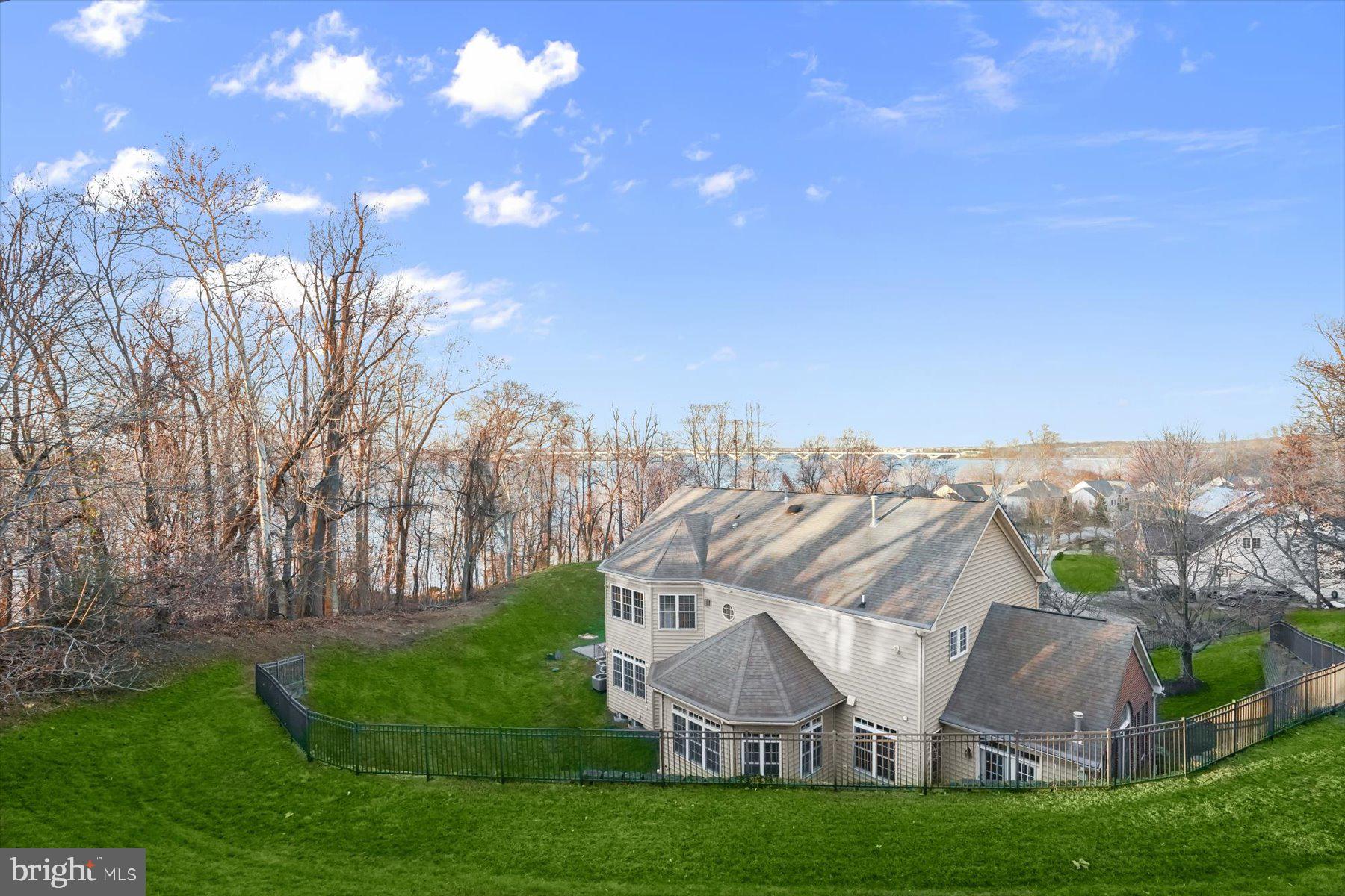 WATERSIDE PLAT 1 - Residential