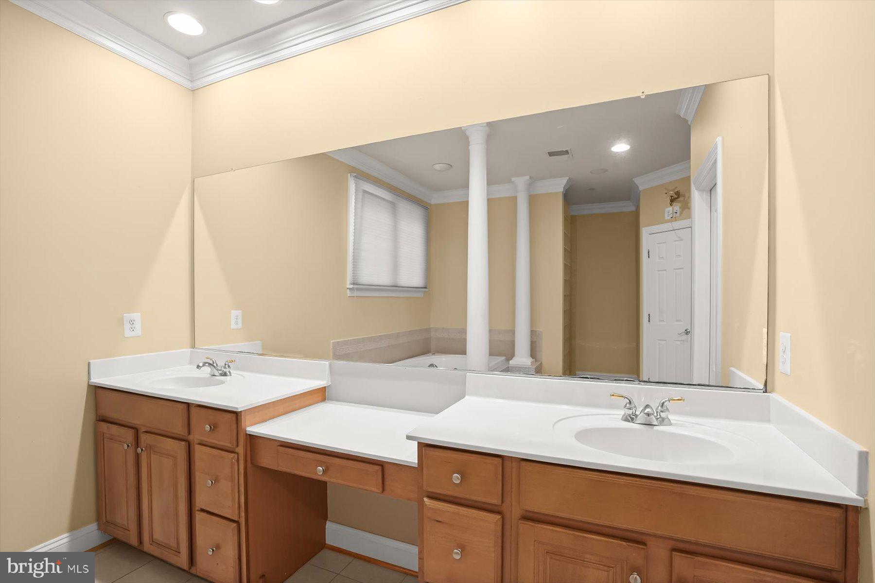 WATERSIDE PLAT 1 - Residential