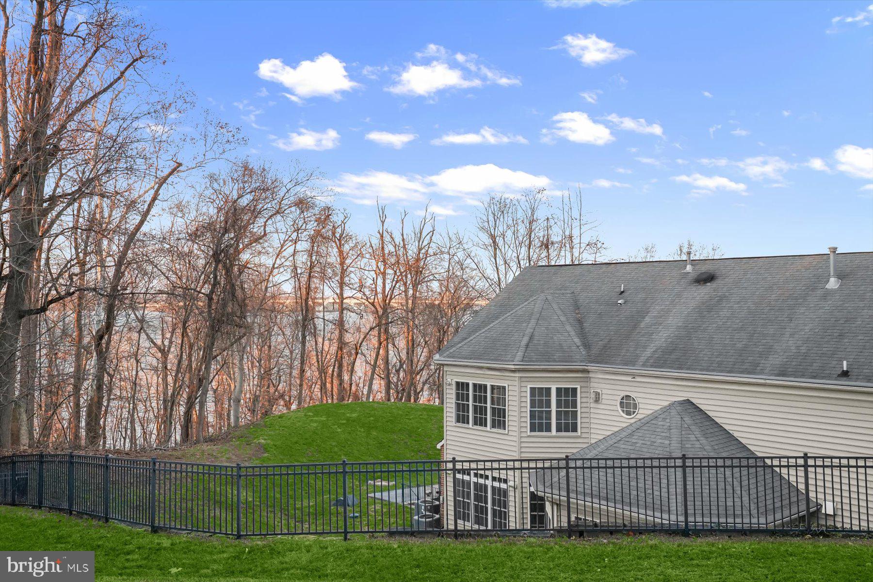 WATERSIDE PLAT 1 - Residential