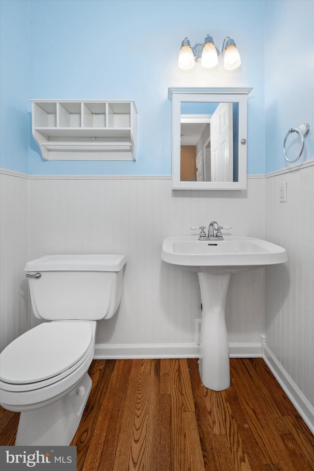 ASHLEA - Residential