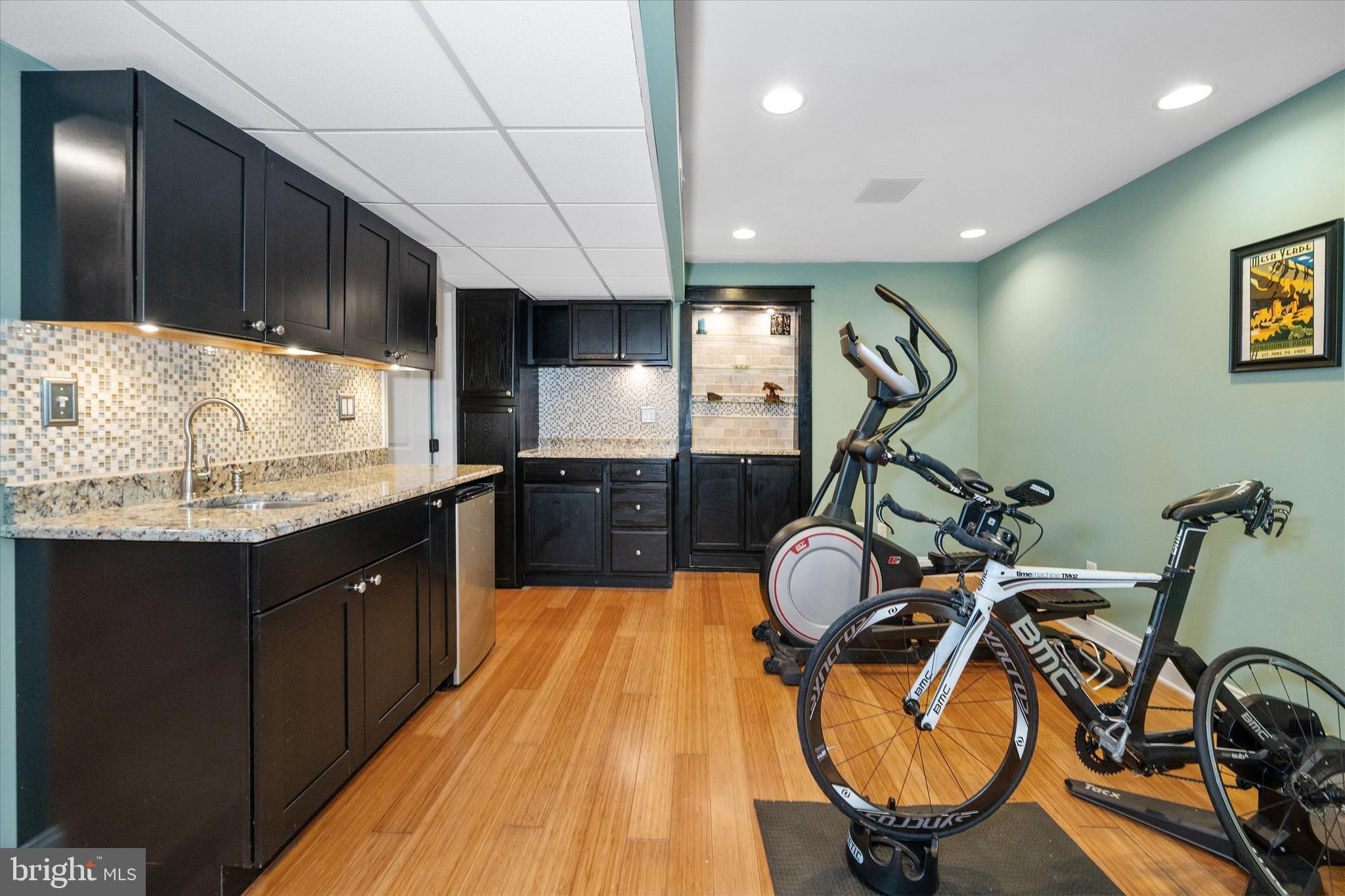 ASHLEA - Residential