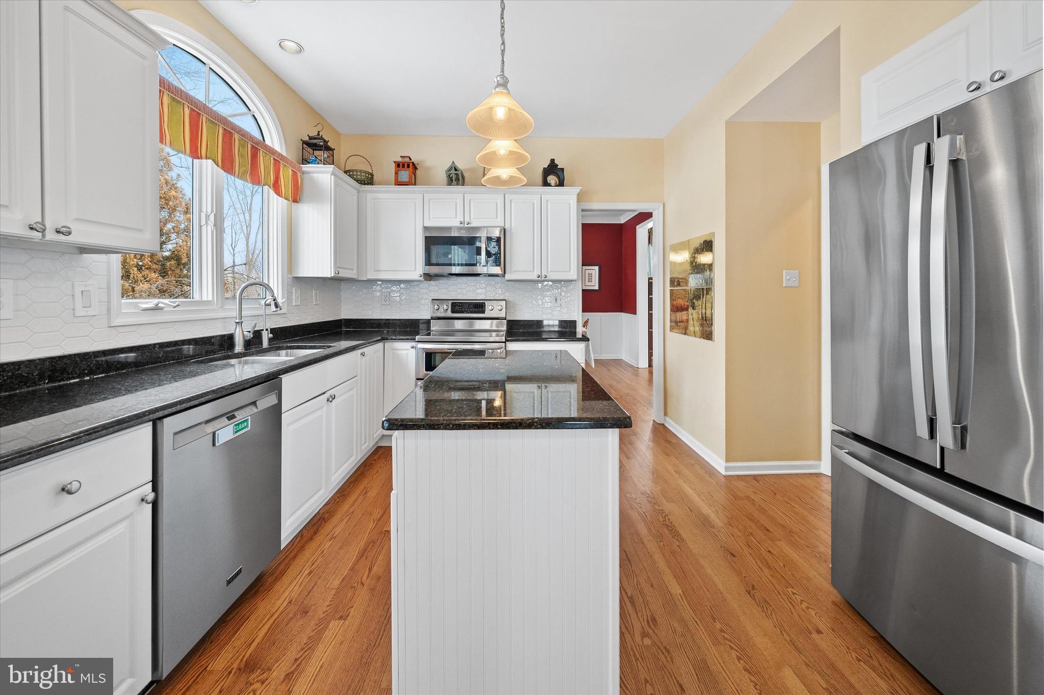 ASHLEA - Residential