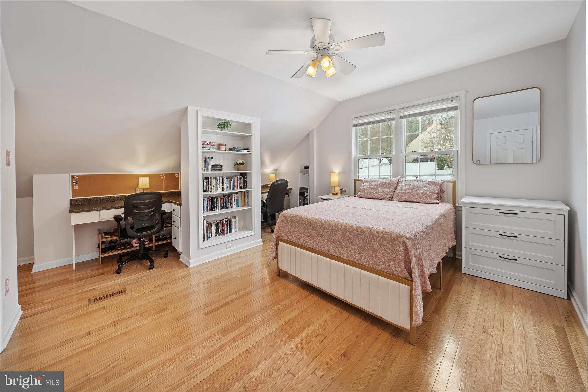 ASHLEA - Residential