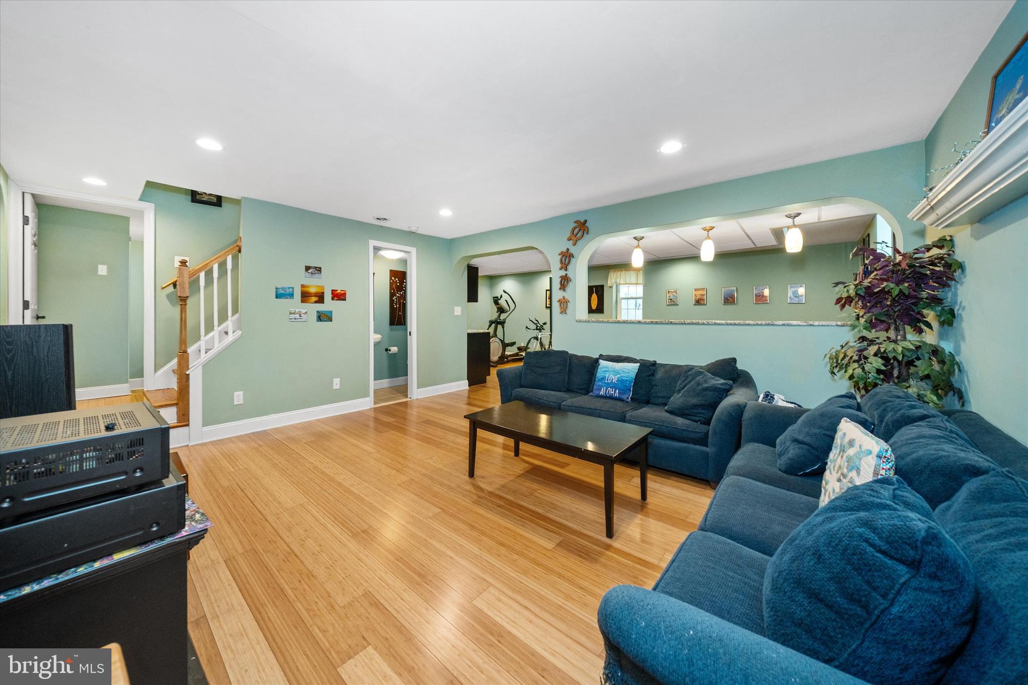 ASHLEA - Residential