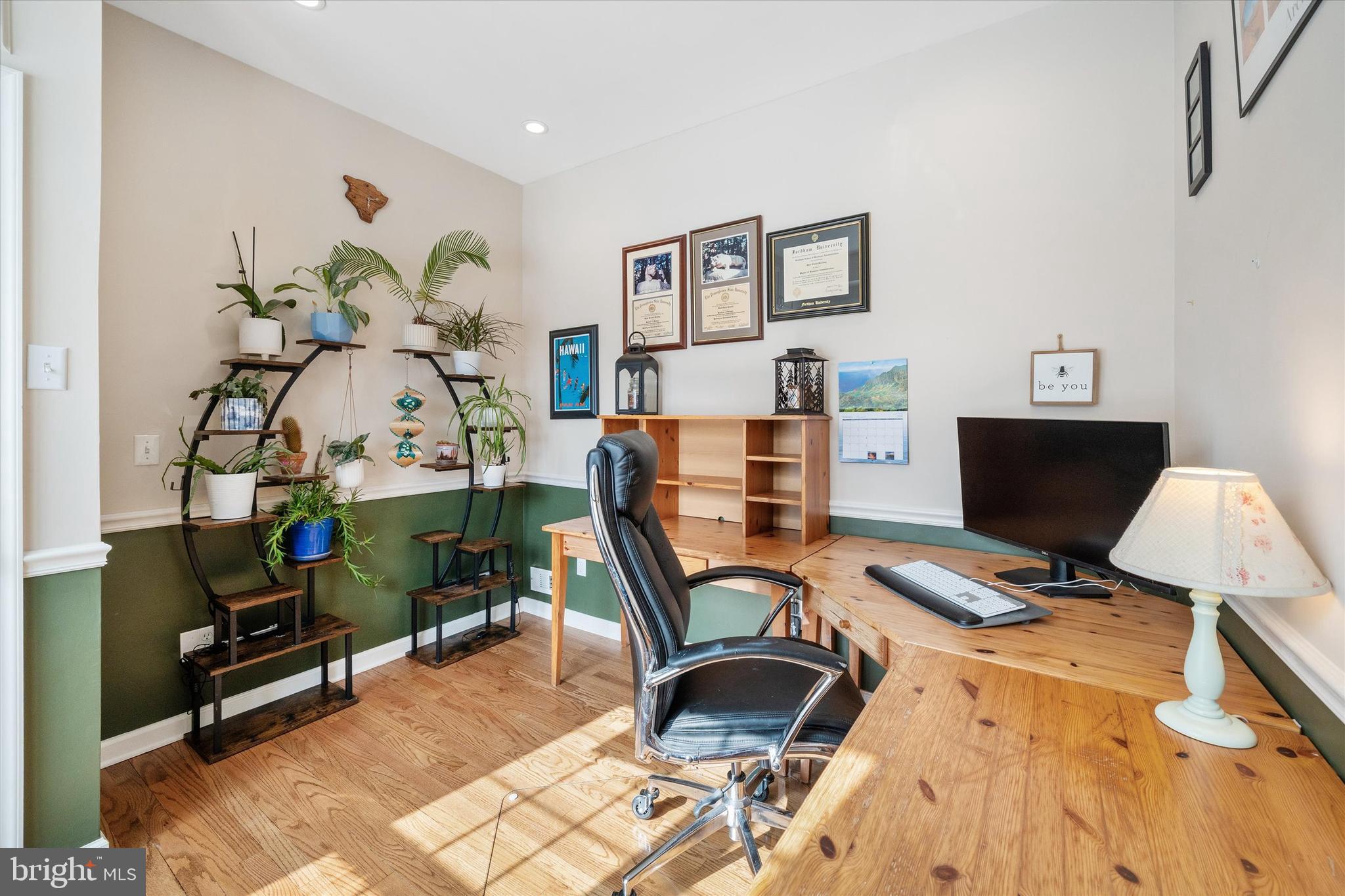 ASHLEA - Residential