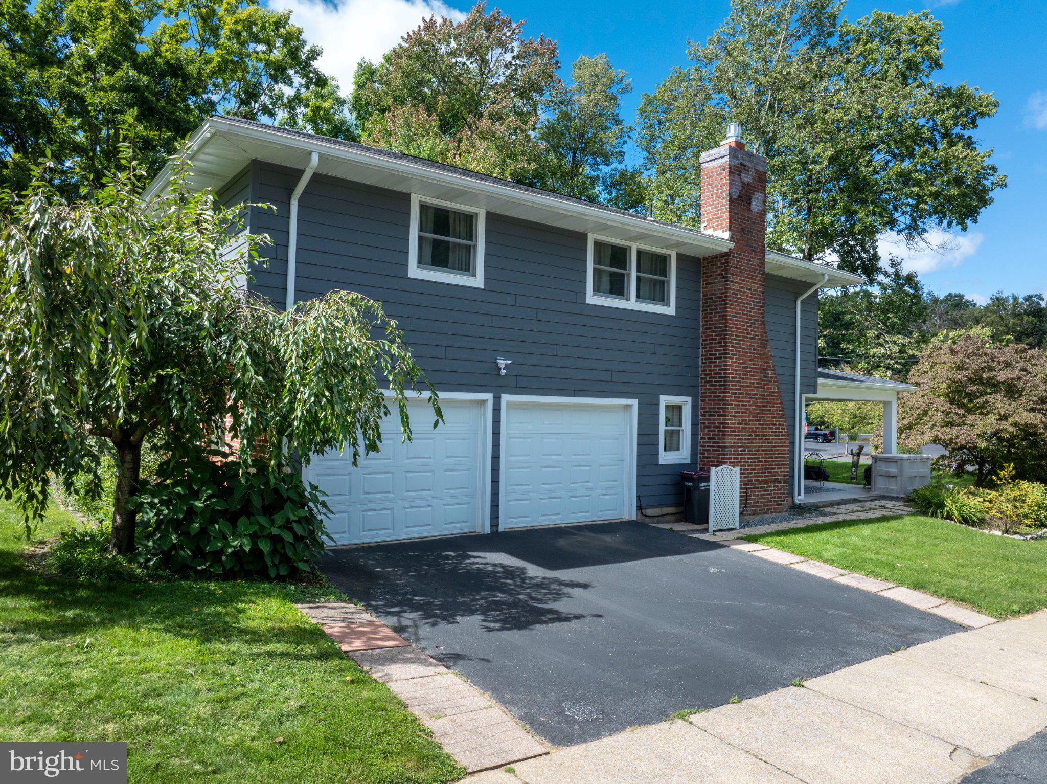 328 DOUGLAS DRIVE