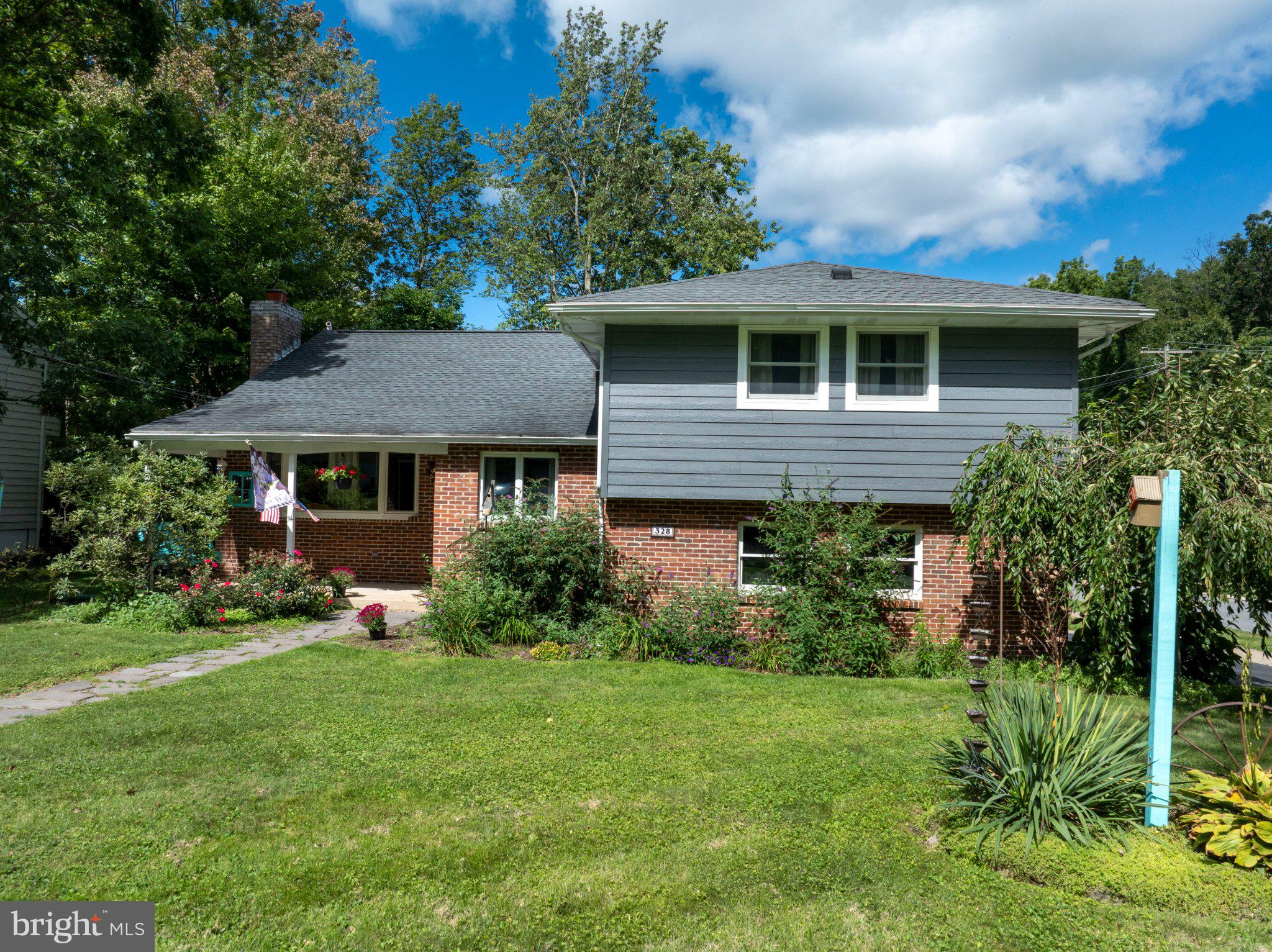 328 DOUGLAS DRIVE