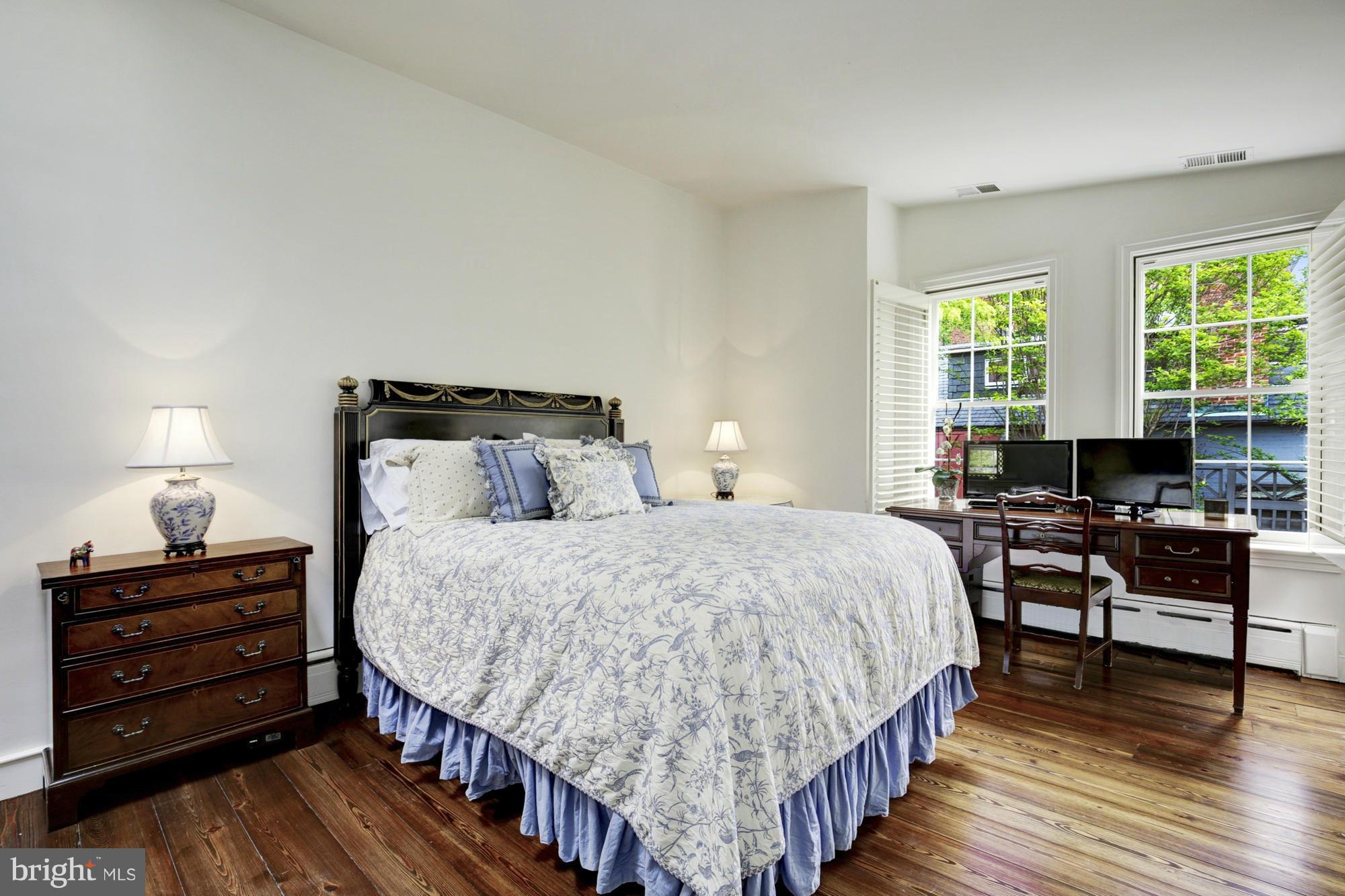 GEORGETOWN - Residential