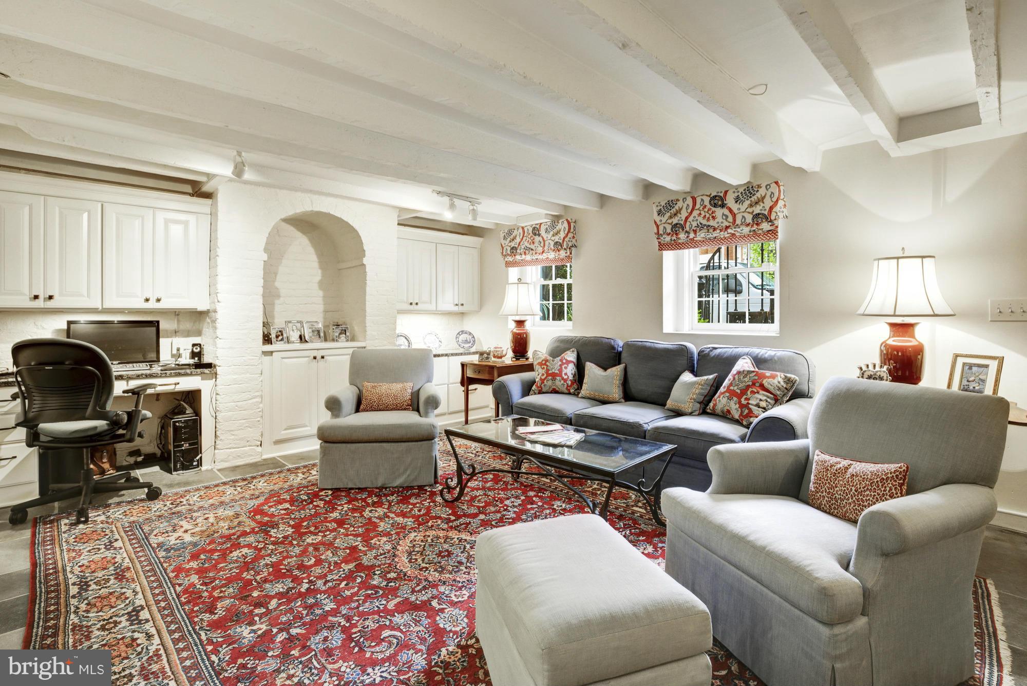 GEORGETOWN - Residential