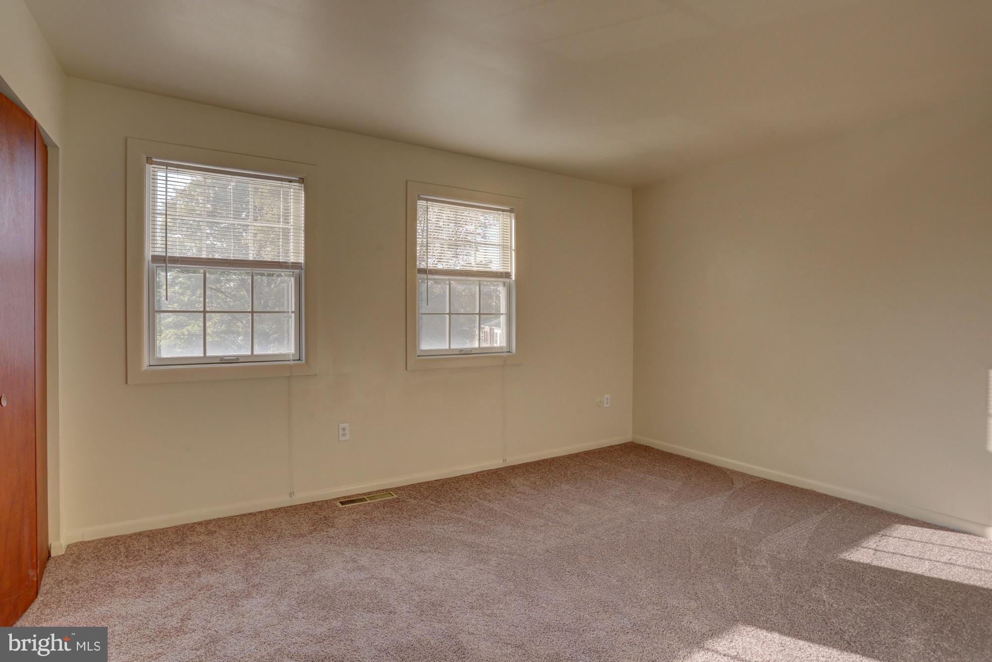 SHREINER VILLAGE - Residential