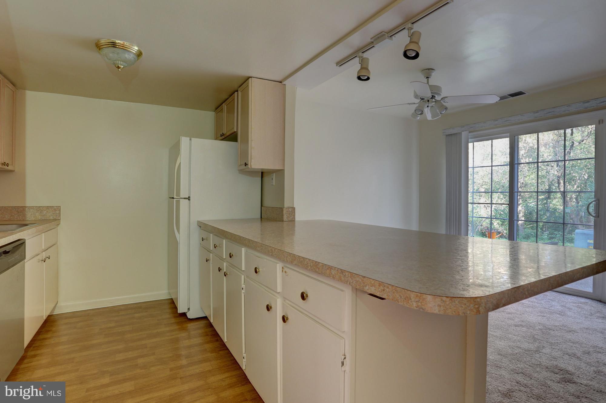 SHREINER VILLAGE - Residential