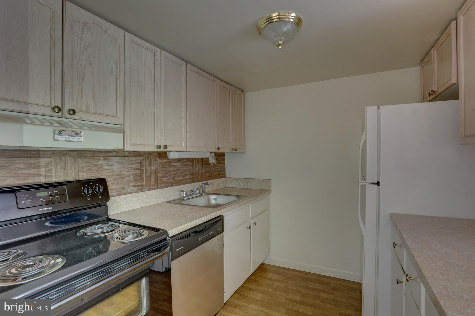 SHREINER VILLAGE - Residential