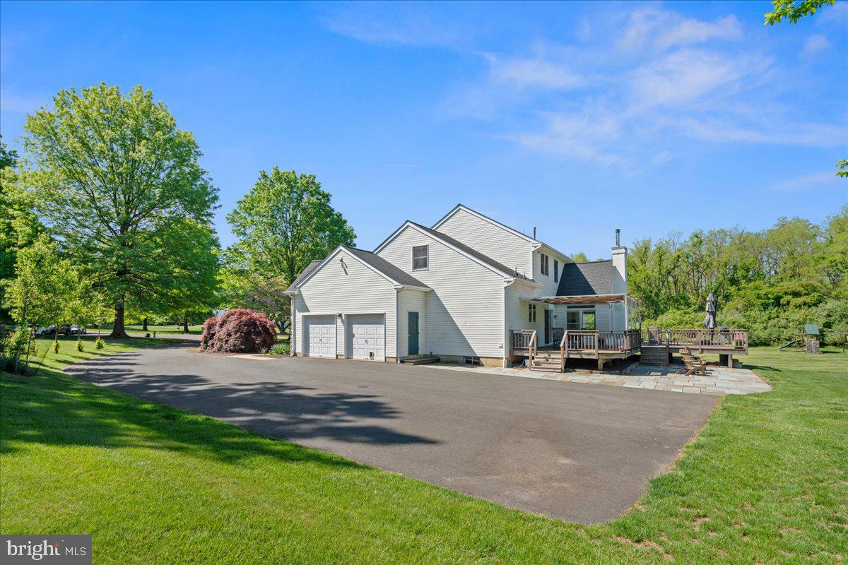 7 CHIMNEY HILL DRIVE