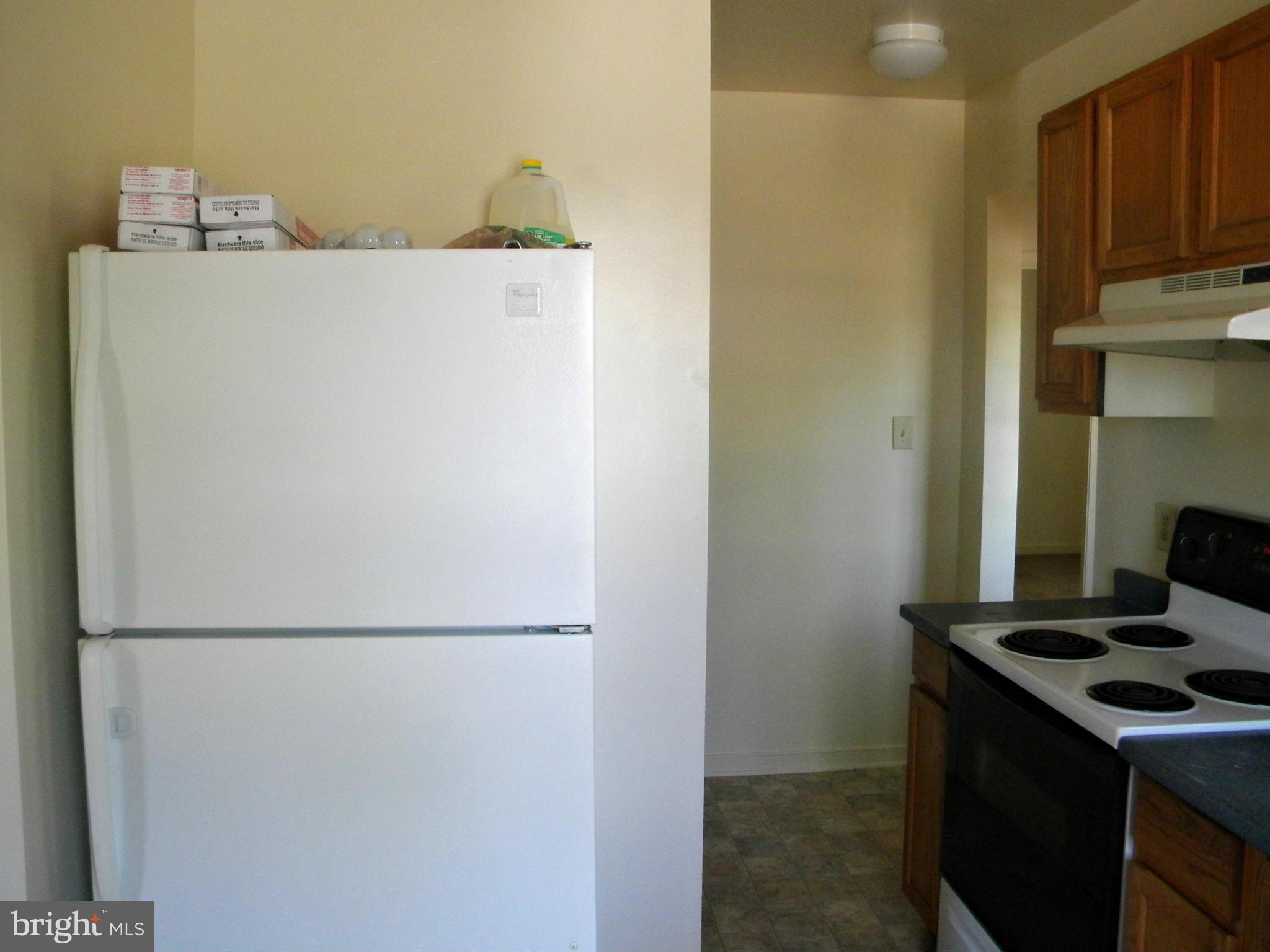 ROSELAND - Residential Lease