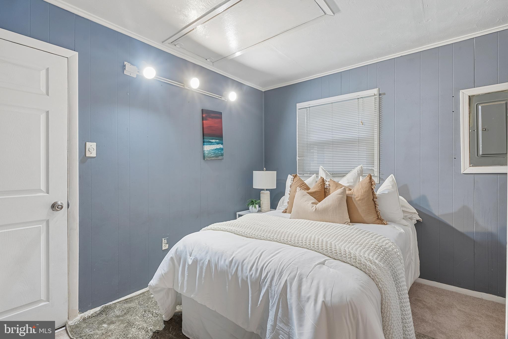 WHITEHALL AT BELAIR - Residential