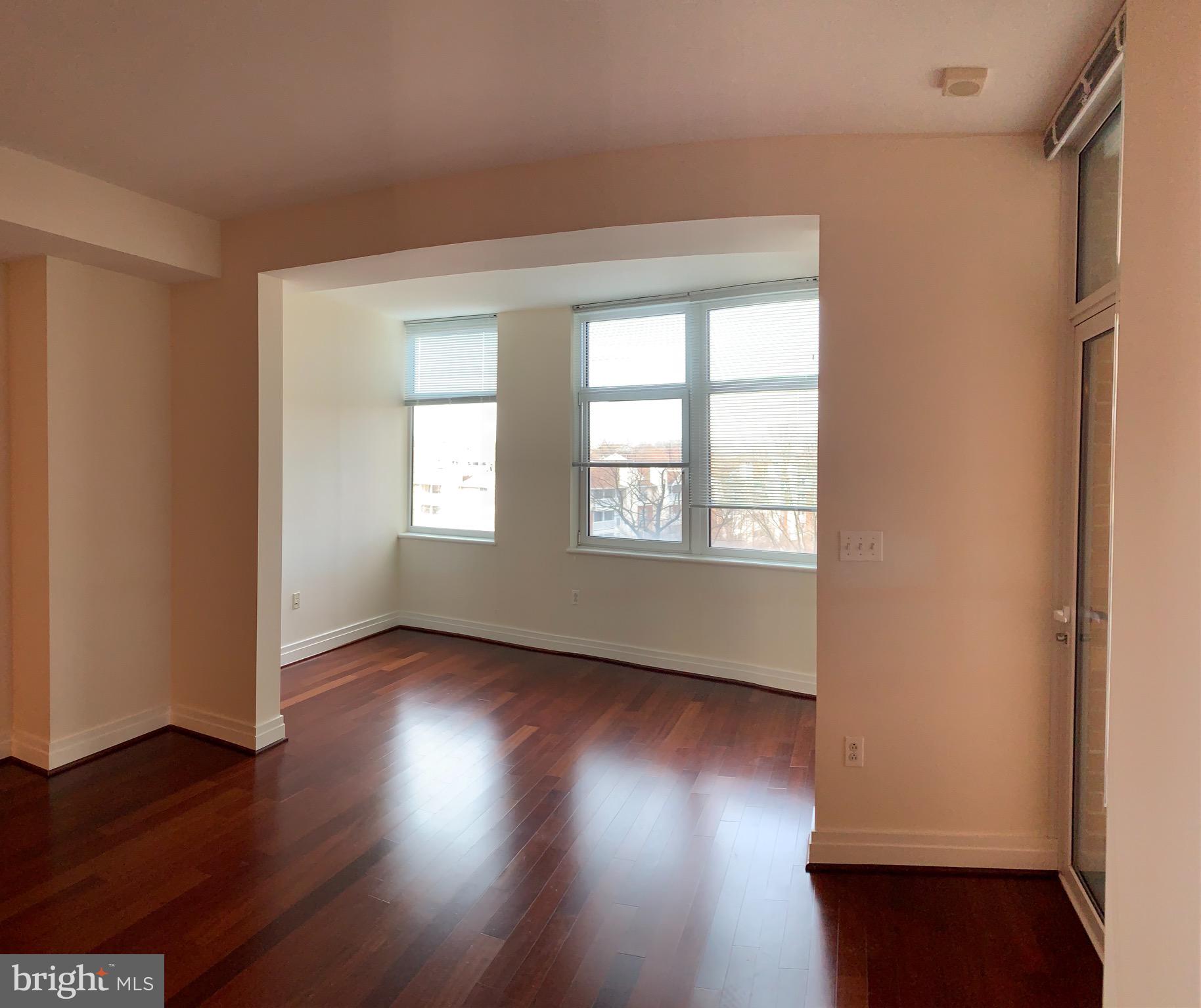 ONE PARK CREST - Residential Lease