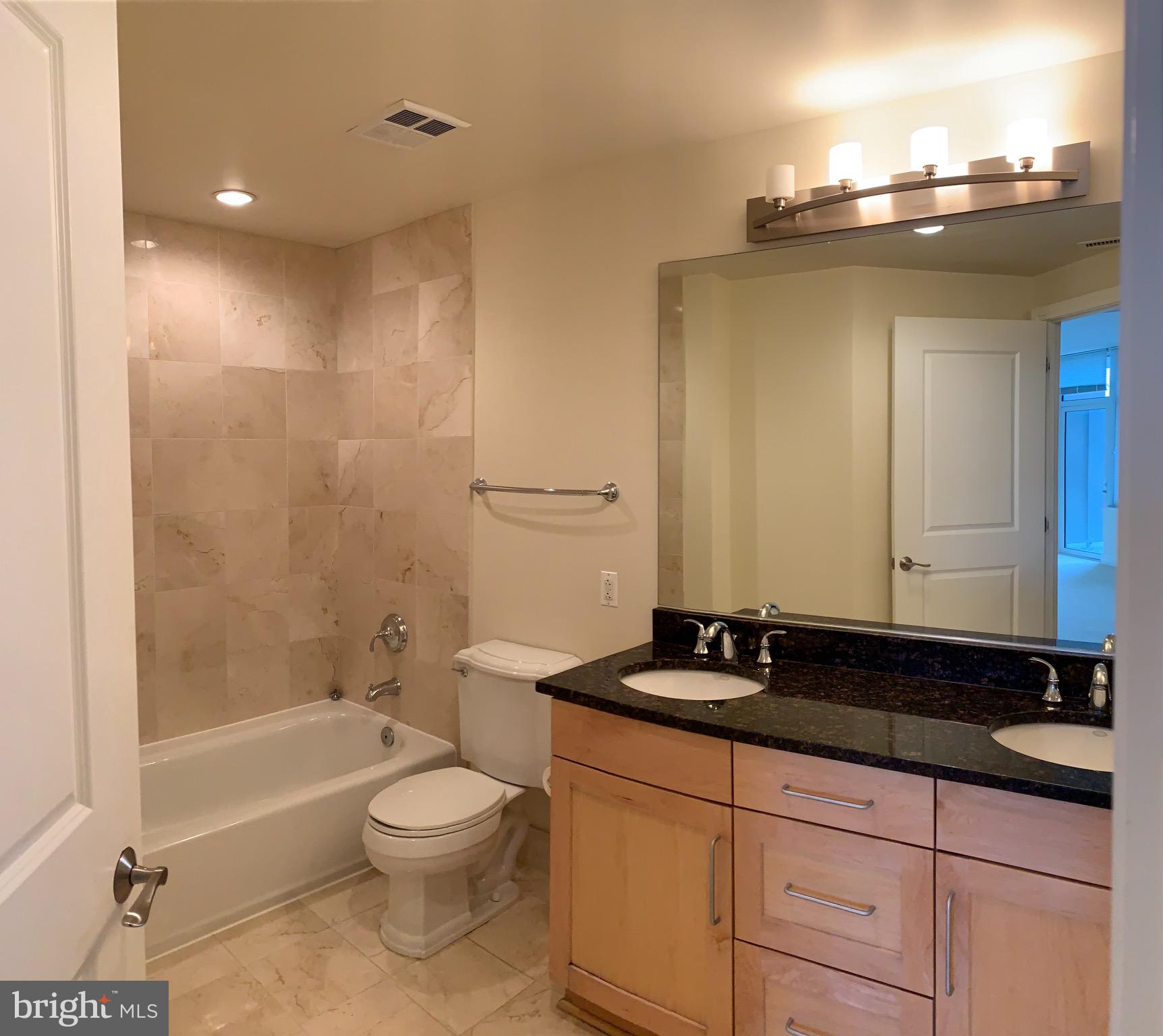 ONE PARK CREST - Residential Lease