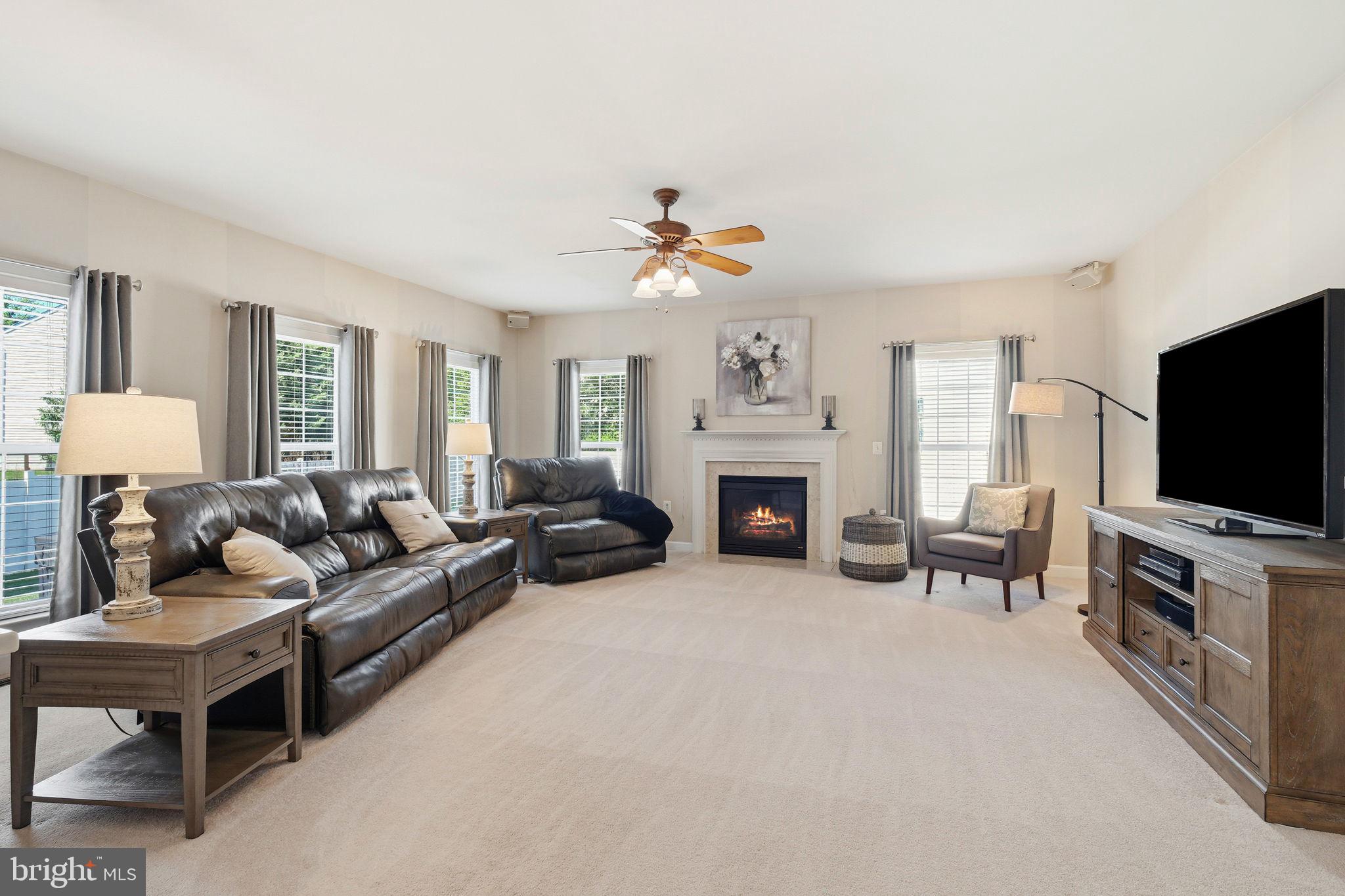 CEDAR RIDGE - Residential