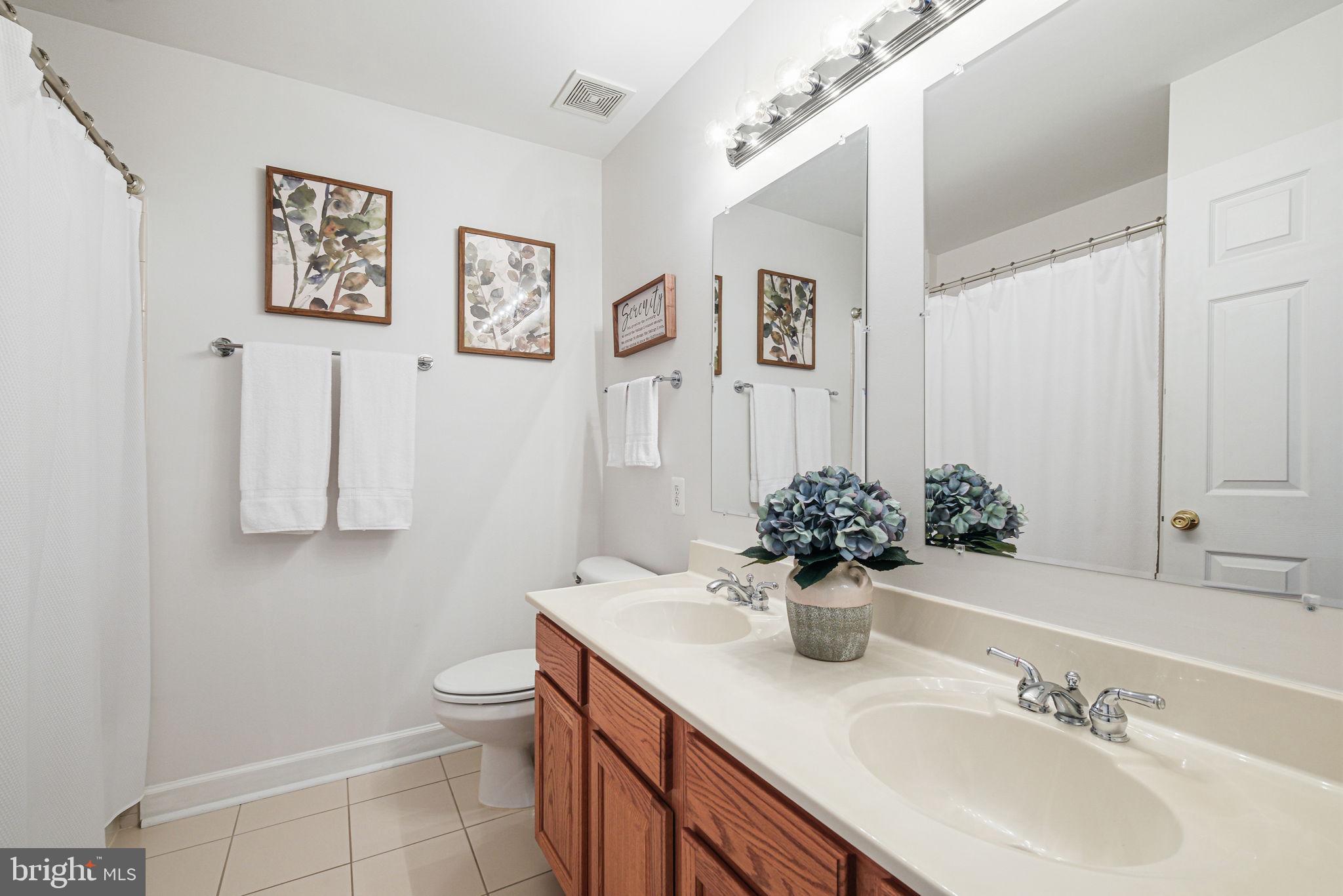 CEDAR RIDGE - Residential
