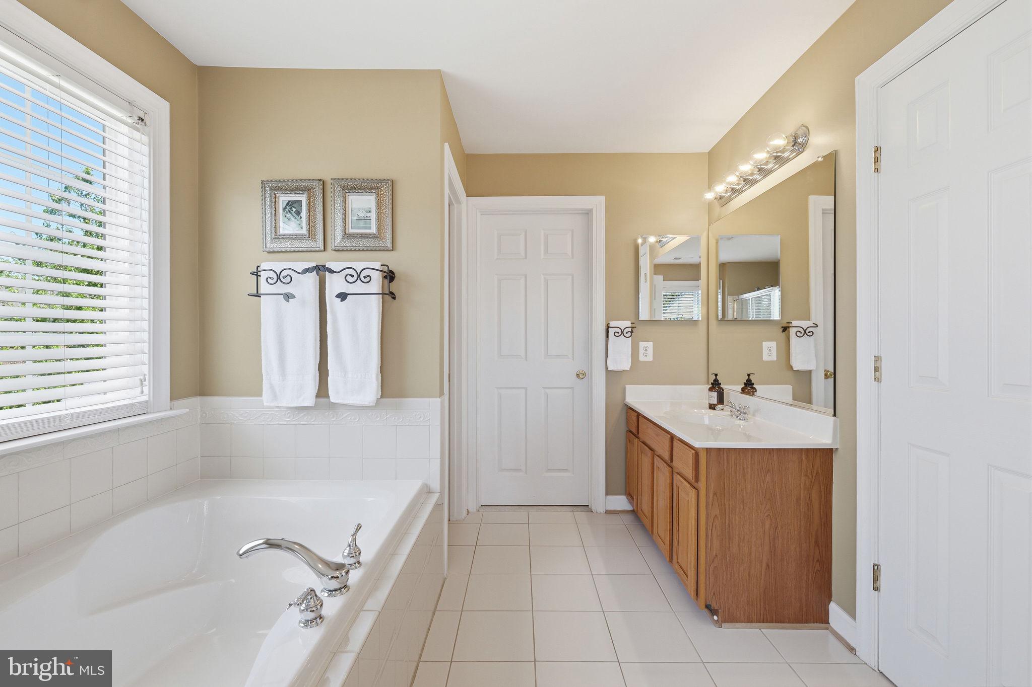 CEDAR RIDGE - Residential