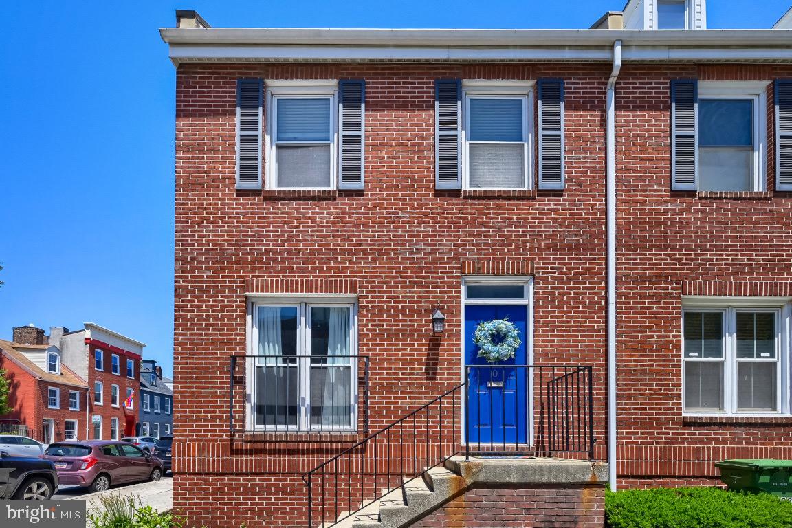 2000 ALICEANNA STREET
