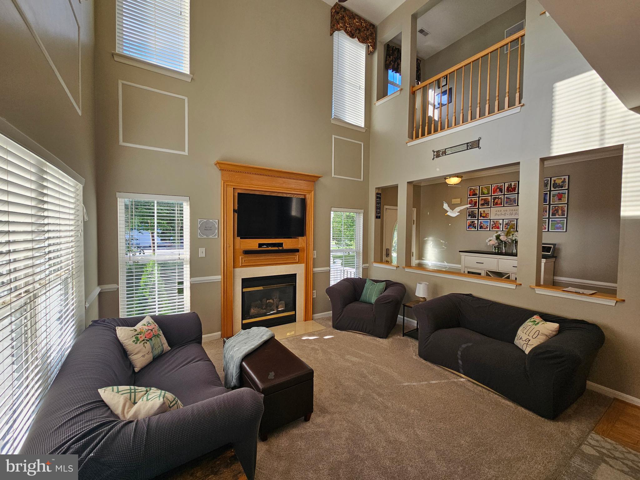 VICTORIAN SQUARE - Residential