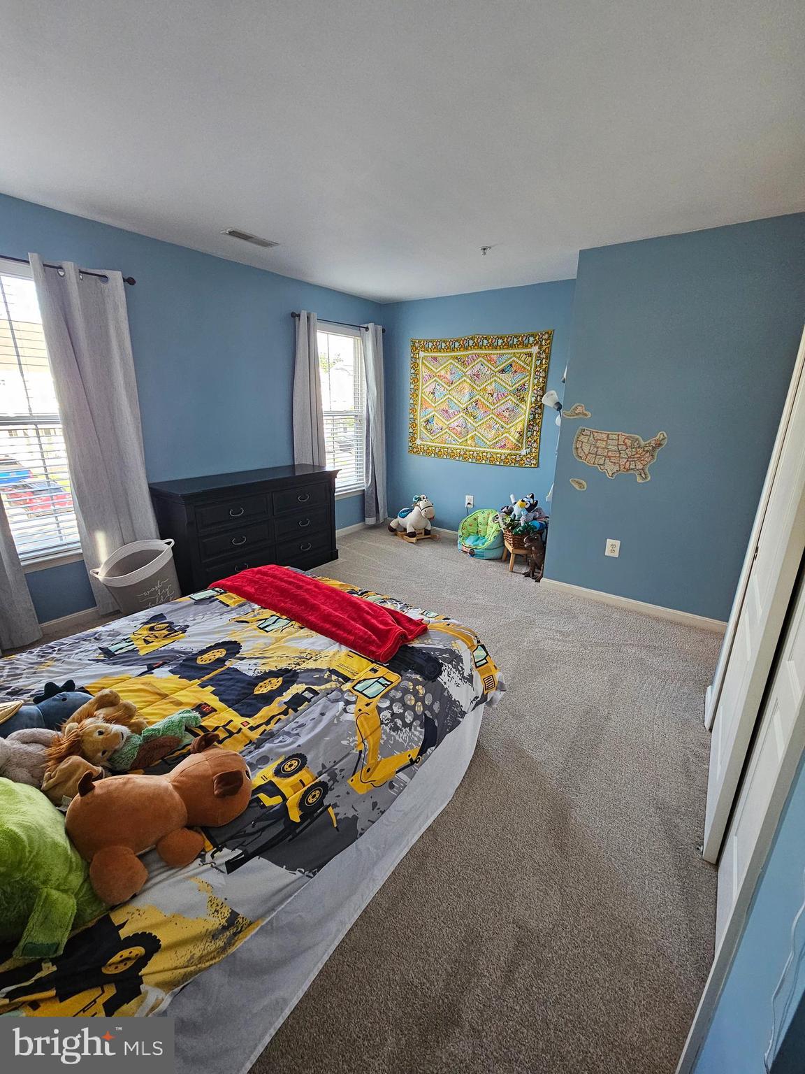 VICTORIAN SQUARE - Residential