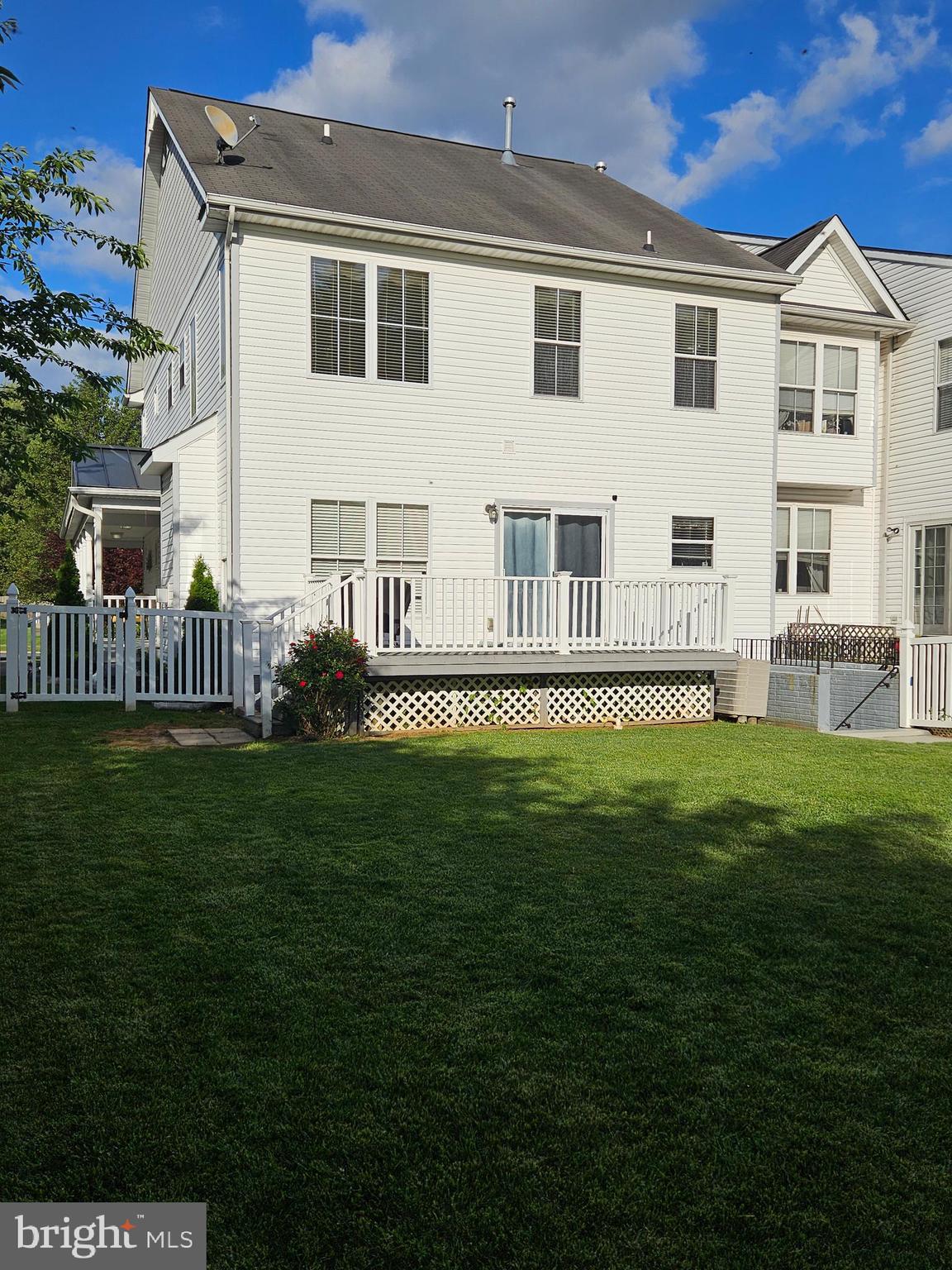 VICTORIAN SQUARE - Residential