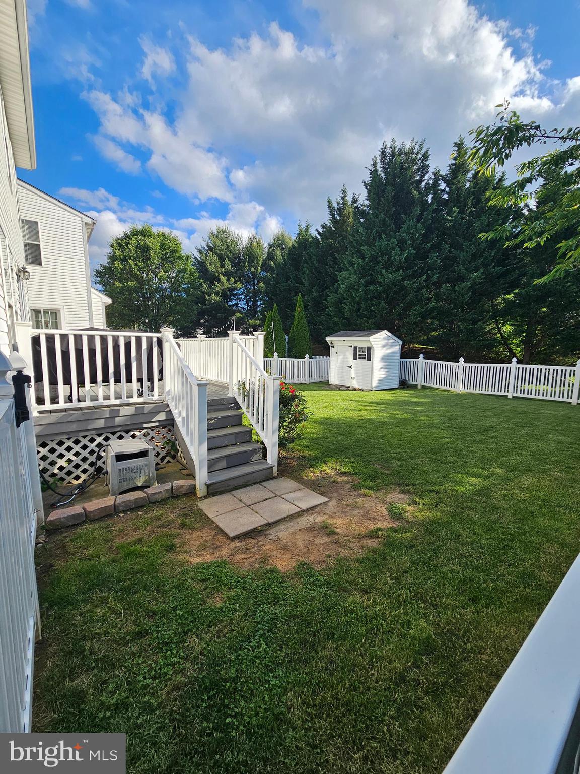 VICTORIAN SQUARE - Residential