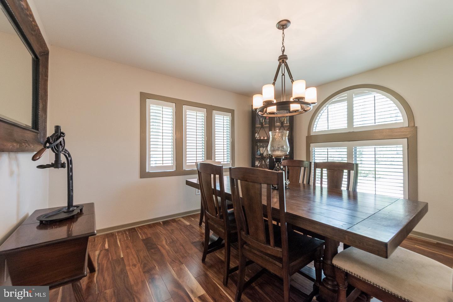 RINGFIELD - Residential